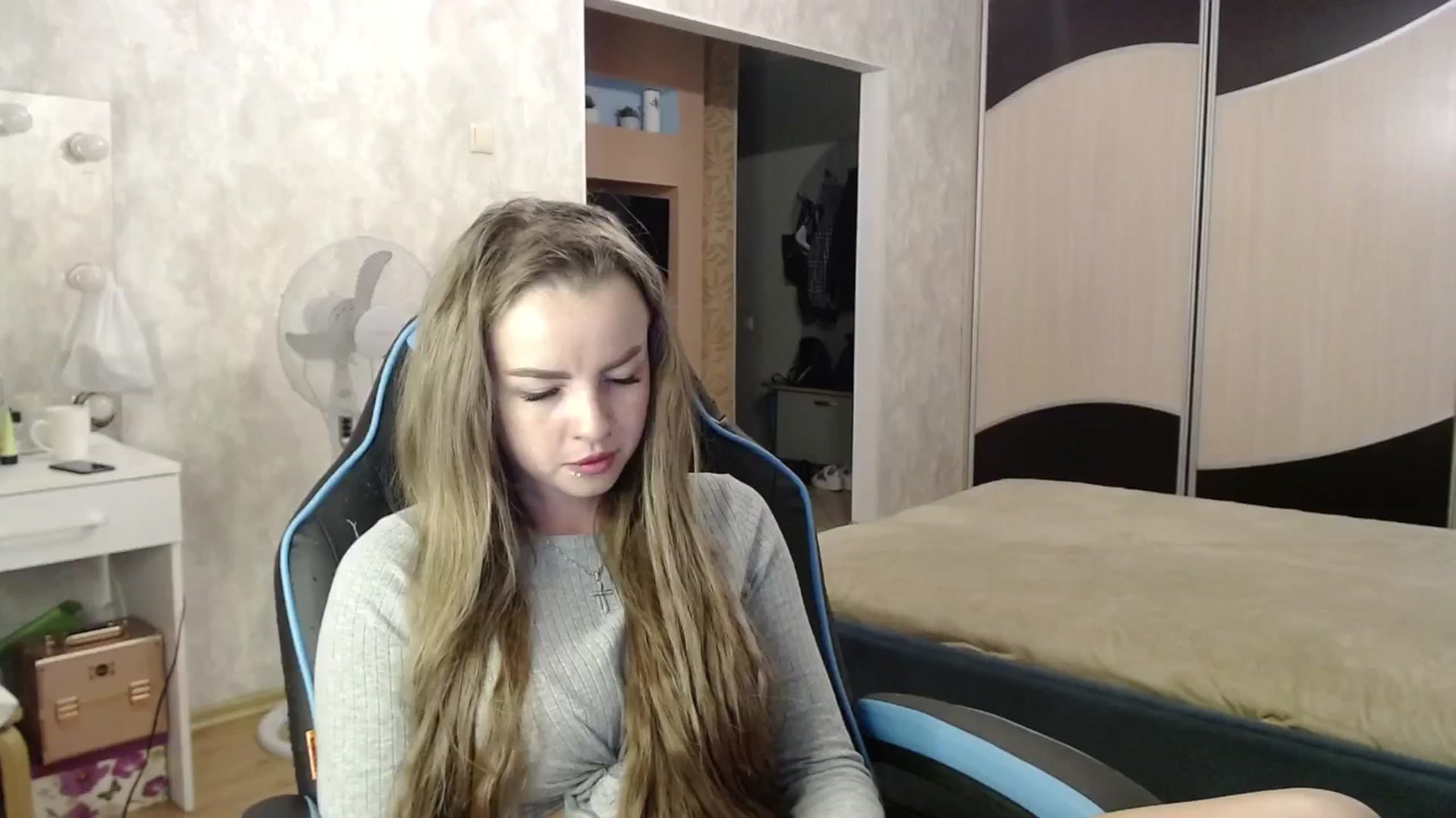 Gallery image thumbnail from Lio_noy's myfreecams stream on, 06/13/2024, 23:10 image 5 of 20