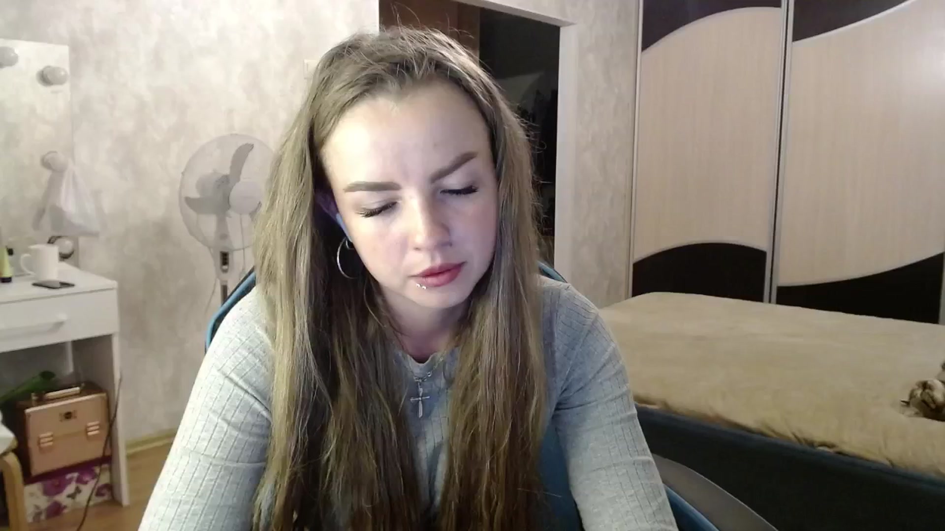 Gallery image thumbnail from Lio_noy's myfreecams stream on, 06/14/2024, 24:26 image 16 of 20
