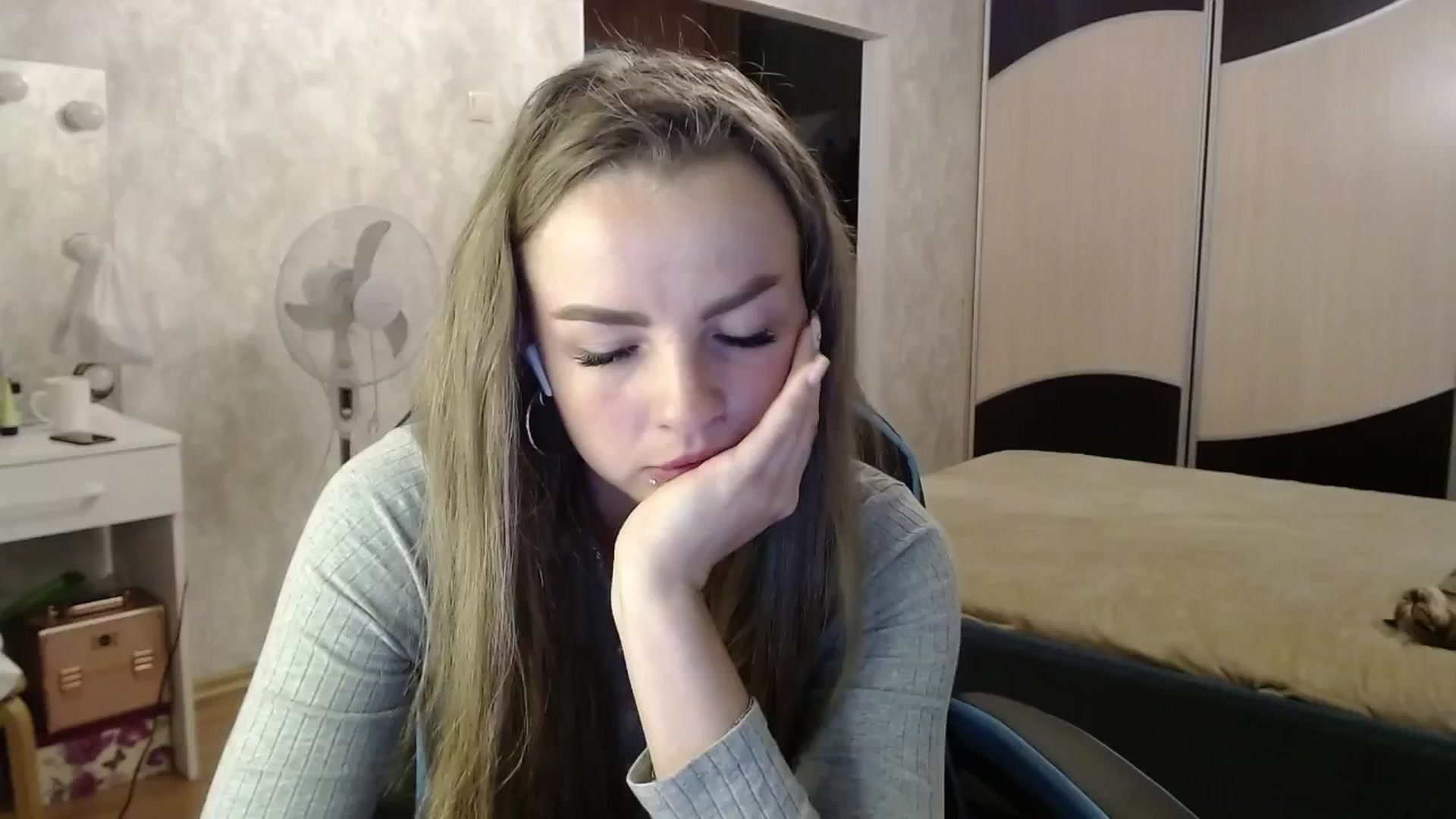Gallery image thumbnail from Lio_noy's myfreecams stream on, 06/14/2024, 24:26 image 18 of 20