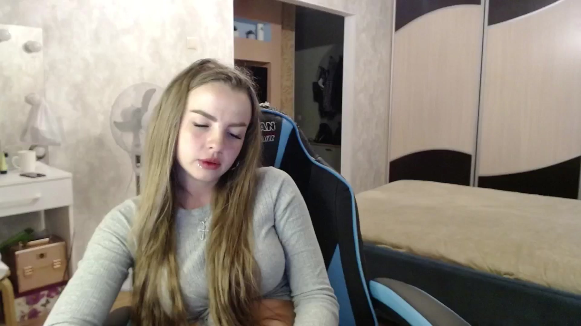 Gallery image thumbnail from Lio_noy's myfreecams stream on, 06/14/2024, 24:26 image 20 of 20