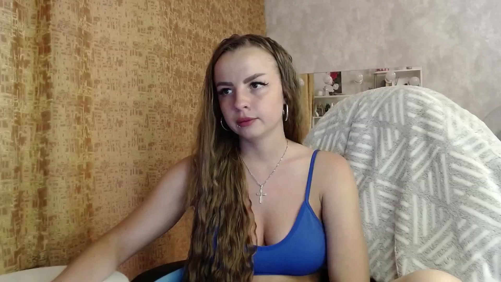 Gallery image thumbnail from Lio_noy's myfreecams stream on, 06/14/2024, 18:45 image 5 of 20