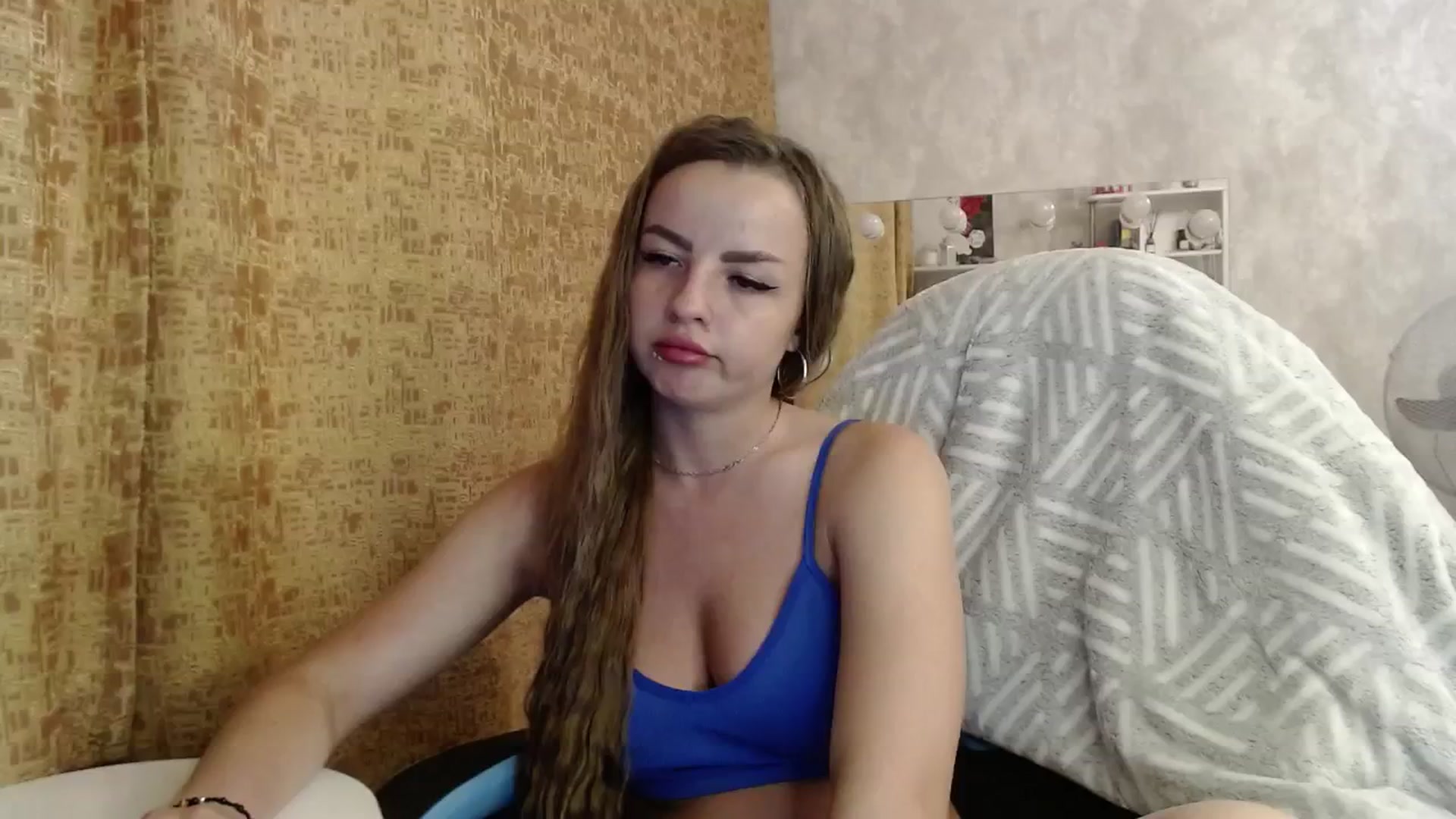 Gallery image thumbnail from Lio_noy's myfreecams stream on, 06/14/2024, 19:26 image 4 of 20