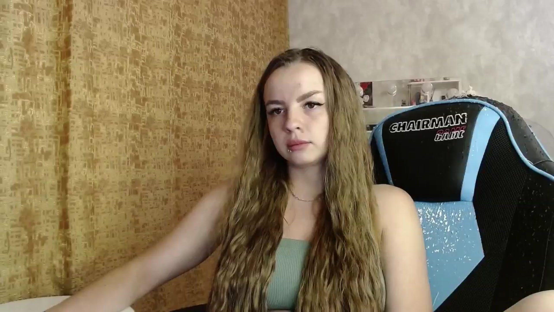 Gallery image thumbnail from Lio_noy's myfreecams stream on, 06/17/2024, 19:24 image 7 of 20