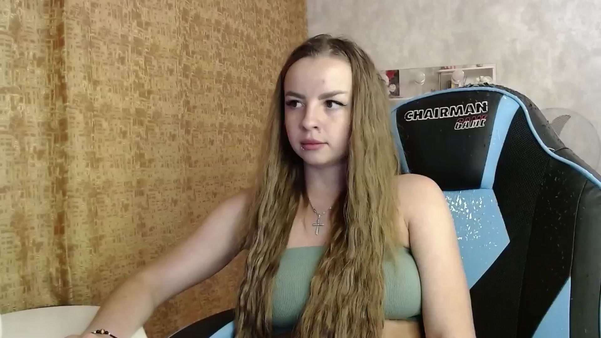 Gallery image thumbnail from Lio_noy's myfreecams stream on, 06/17/2024, 22:53 image 1 of 20