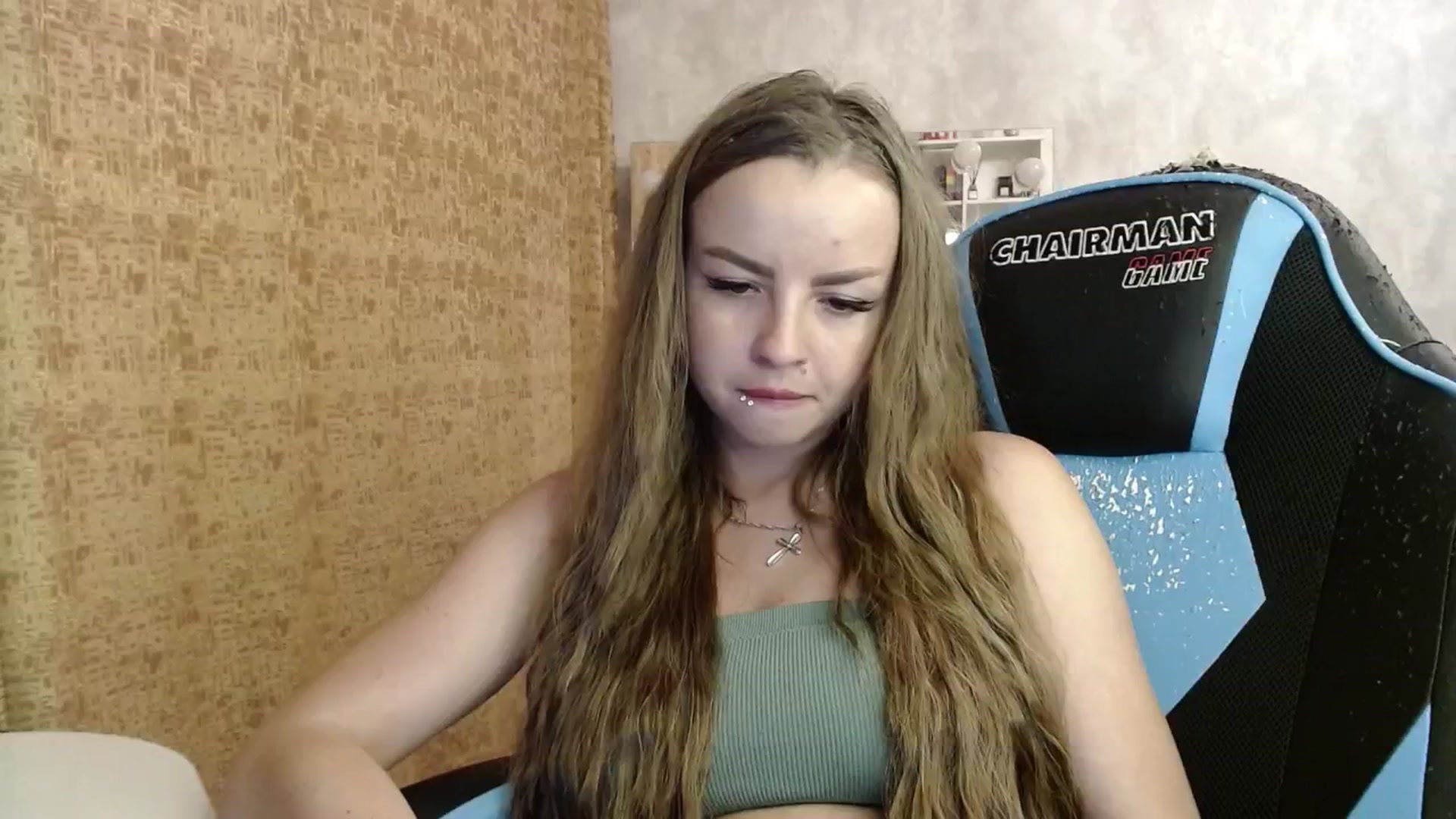 Gallery image thumbnail from Lio_noy's myfreecams stream on, 06/17/2024, 22:53 image 15 of 20