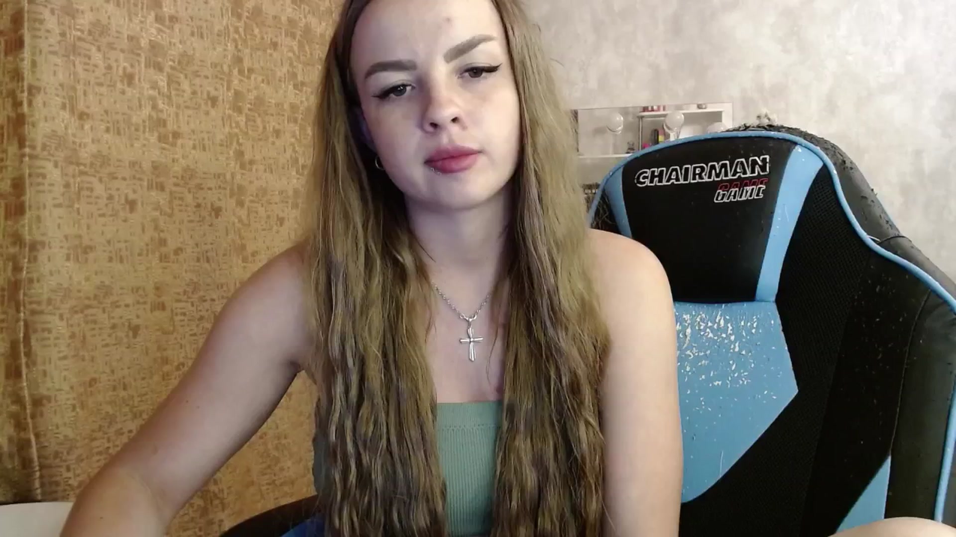 Gallery image thumbnail from Lio_noy's myfreecams stream on, 06/17/2024, 23:25 image 20 of 20