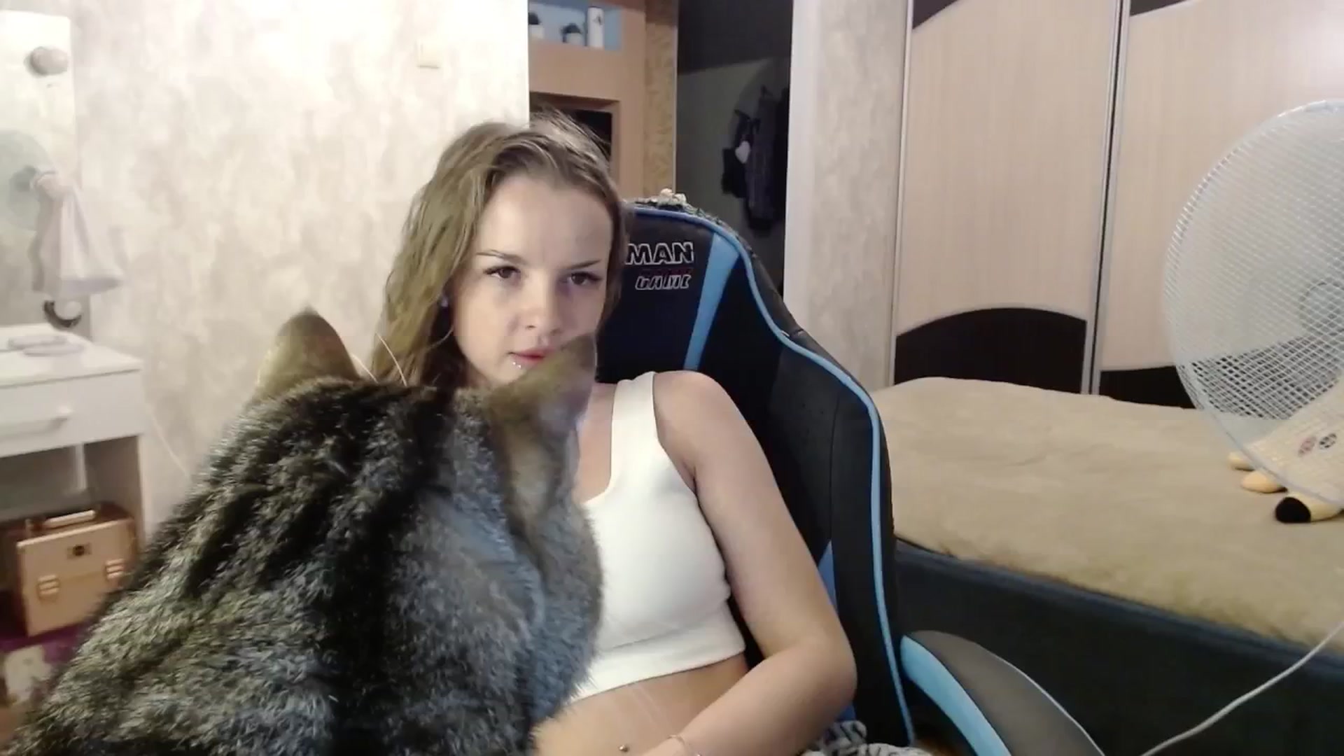 Gallery image thumbnail from Lio_noy's myfreecams stream on, 06/18/2024, 23:03 image 1 of 20
