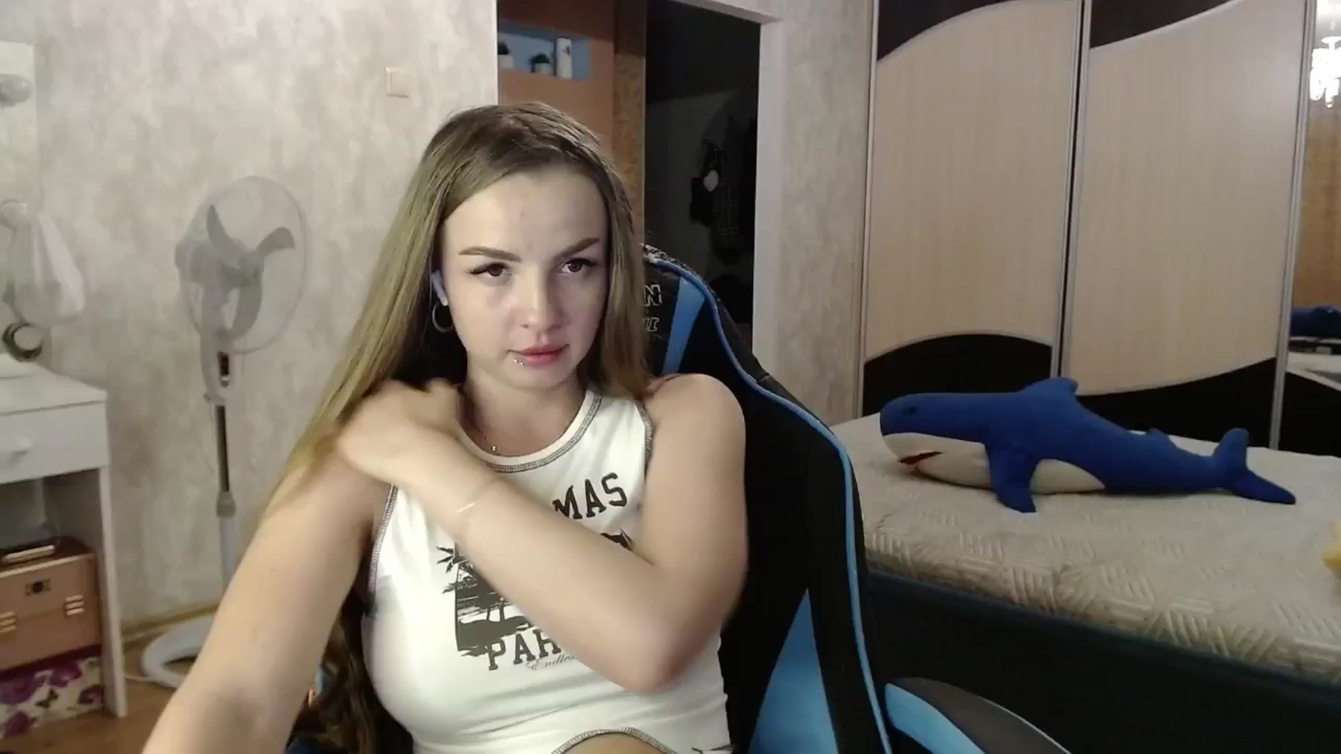 Gallery image thumbnail from Lio_noy's myfreecams stream on, 06/20/2024, 23:12 image 15 of 20