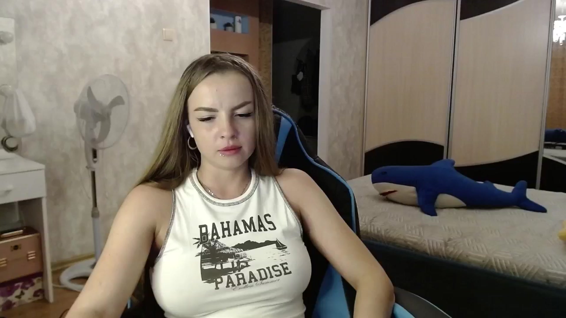 Gallery image thumbnail from Lio_noy's myfreecams stream on, 06/20/2024, 23:12 image 18 of 20