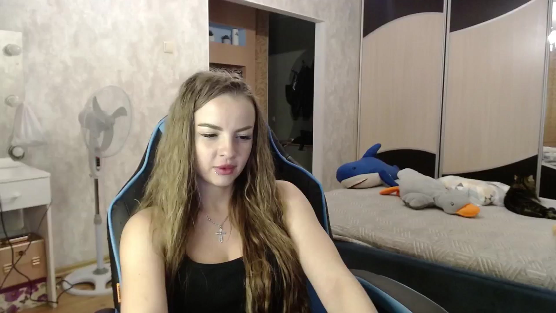 Gallery image thumbnail from Lio_noy's myfreecams stream on, 06/24/2024, 24:40 image 5 of 20