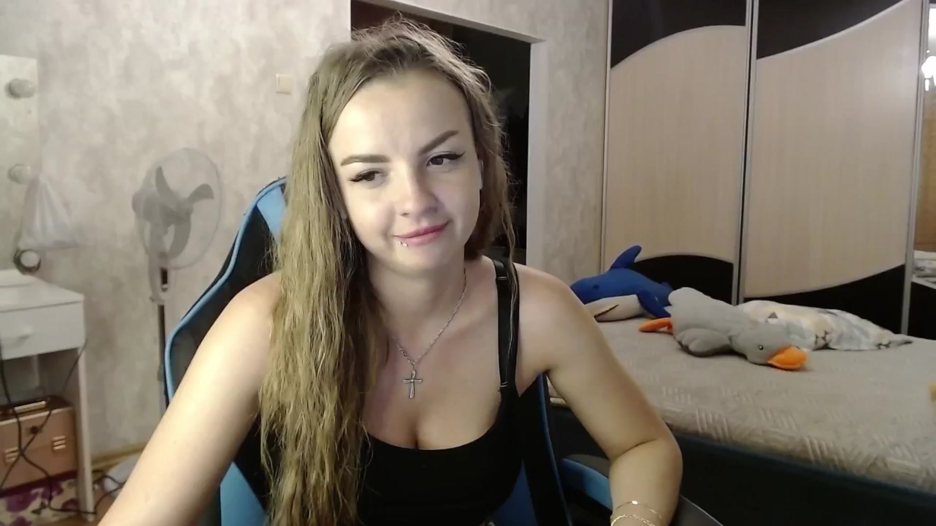 Gallery image thumbnail from Lio_noy's myfreecams stream on, 06/24/2024, 24:40 image 20 of 20