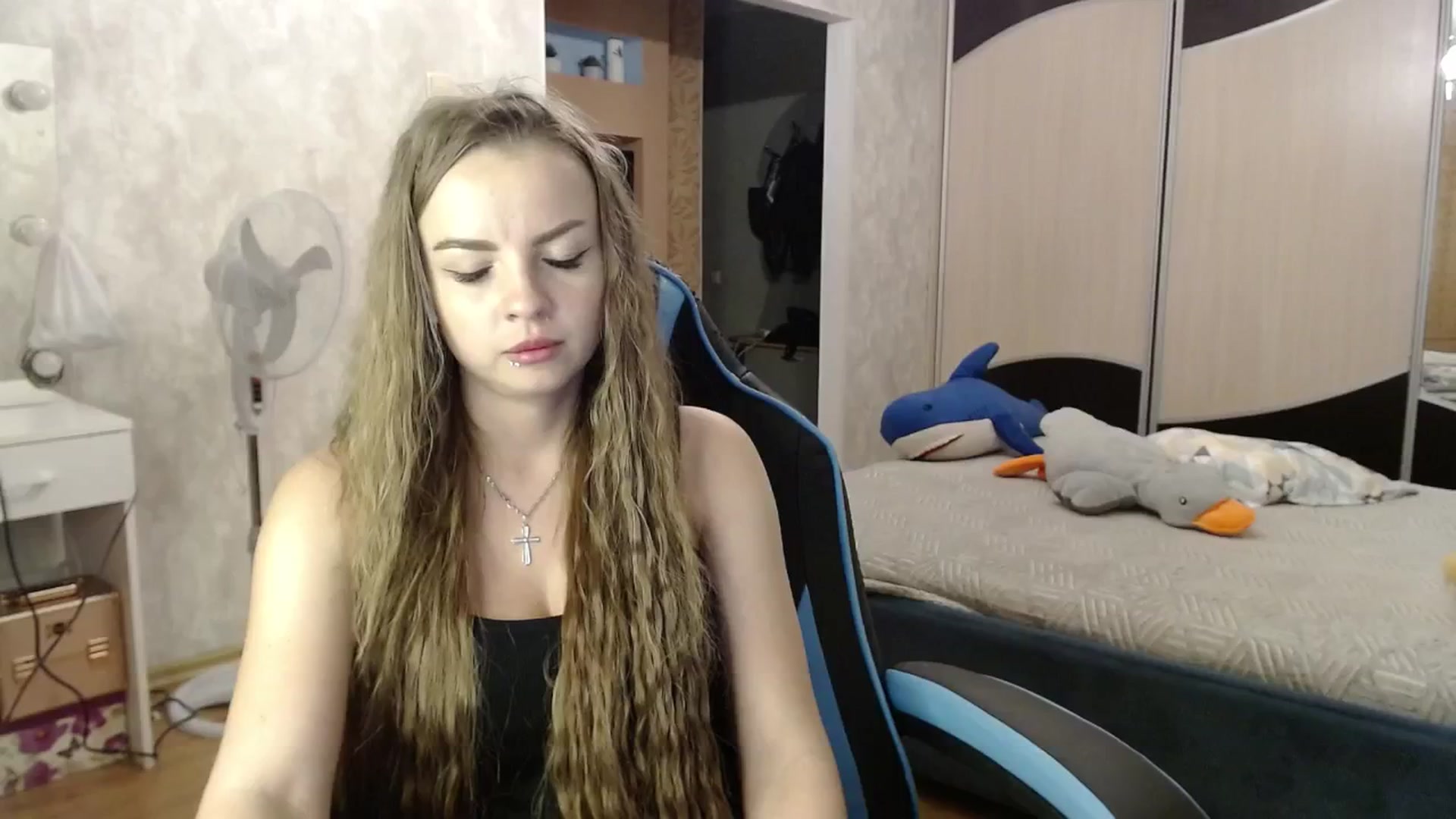 Gallery image thumbnail from Lio_noy's myfreecams stream on, 06/24/2024, 24:40 image 13 of 20