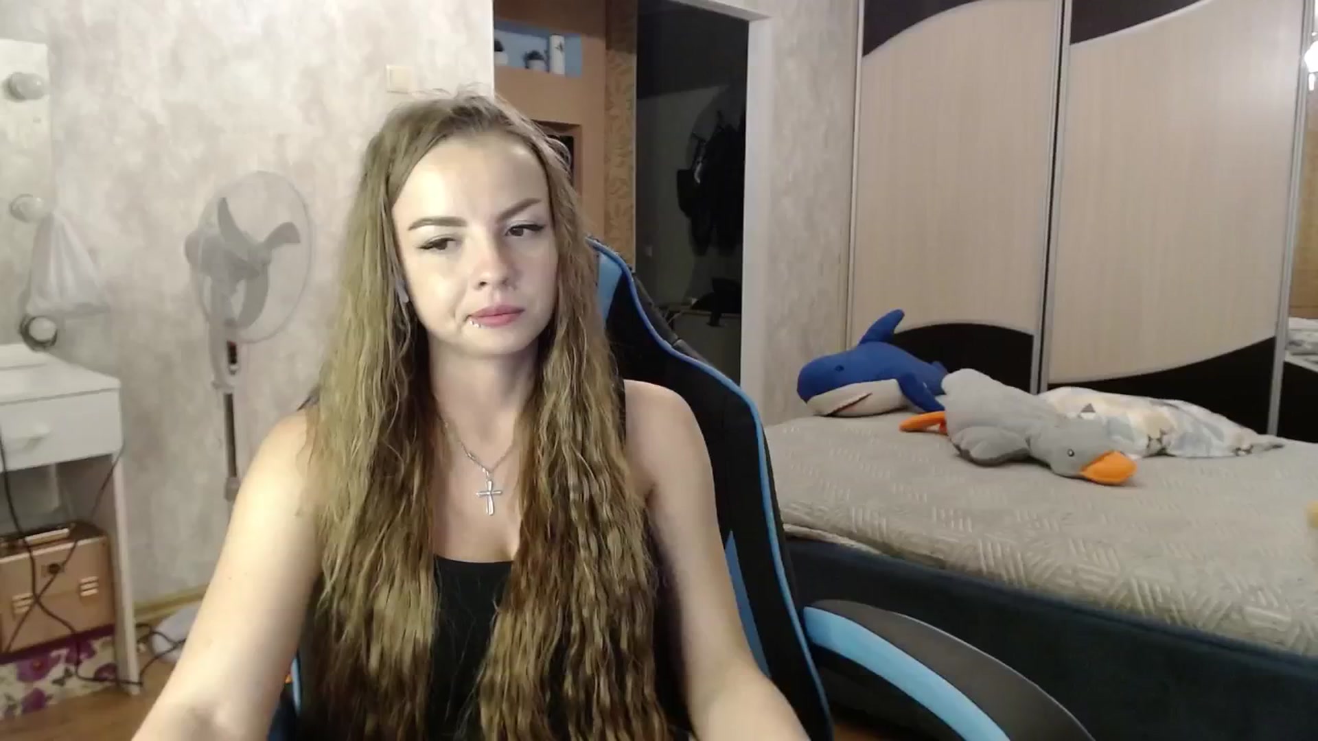 Gallery image thumbnail from Lio_noy's myfreecams stream on, 06/24/2024, 24:40 image 15 of 20