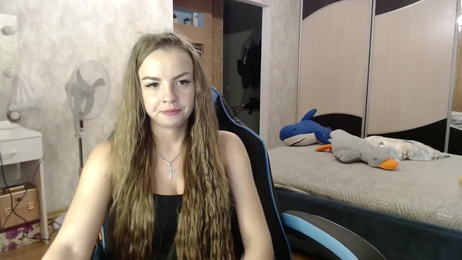 Gallery image thumbnail from Lio_noy's myfreecams stream on, 06/24/2024, 24:40 image 14 of 20