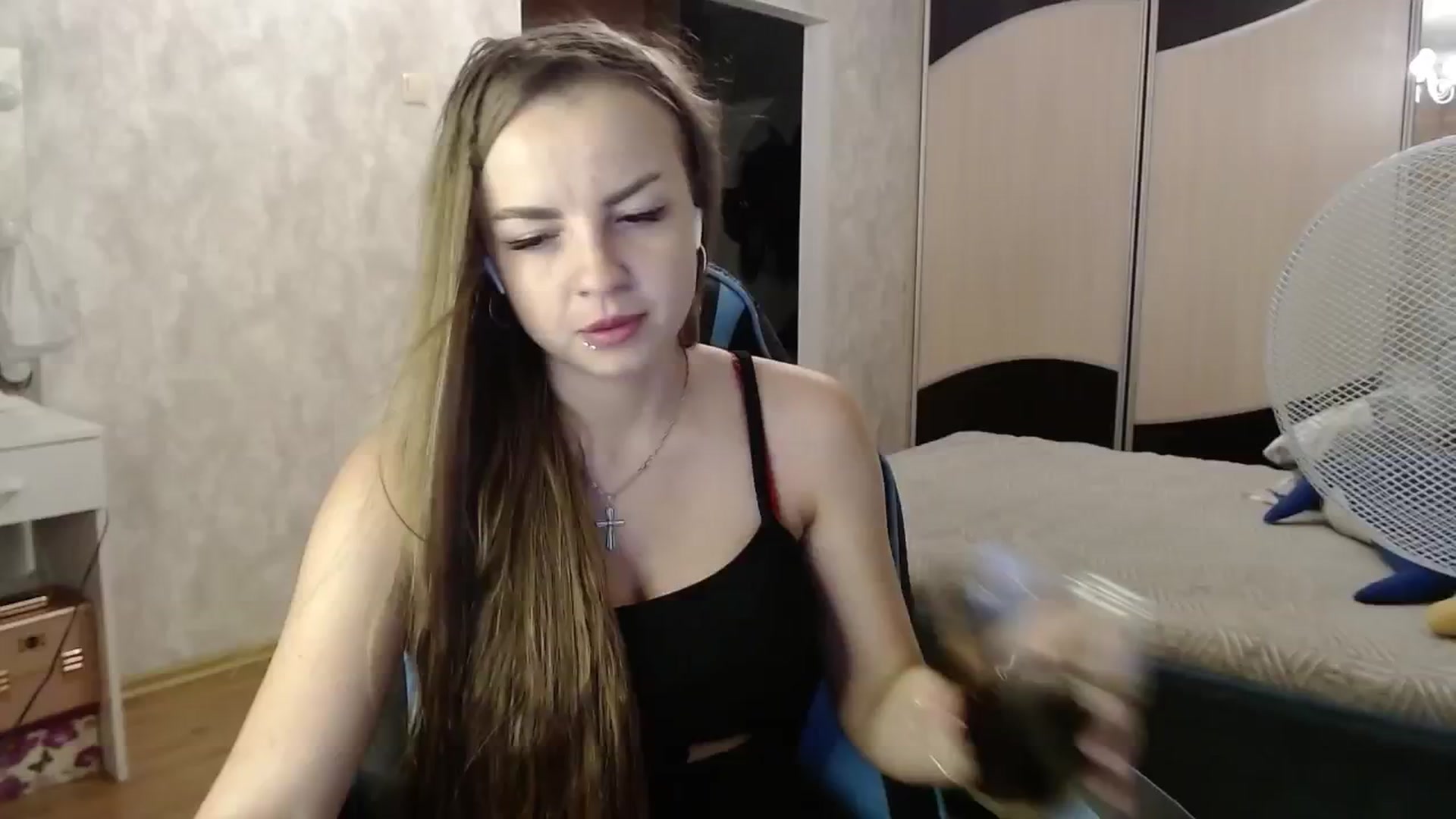 Gallery image thumbnail from Lio_noy's myfreecams stream on, 06/26/2024, 24:03 image 19 of 20