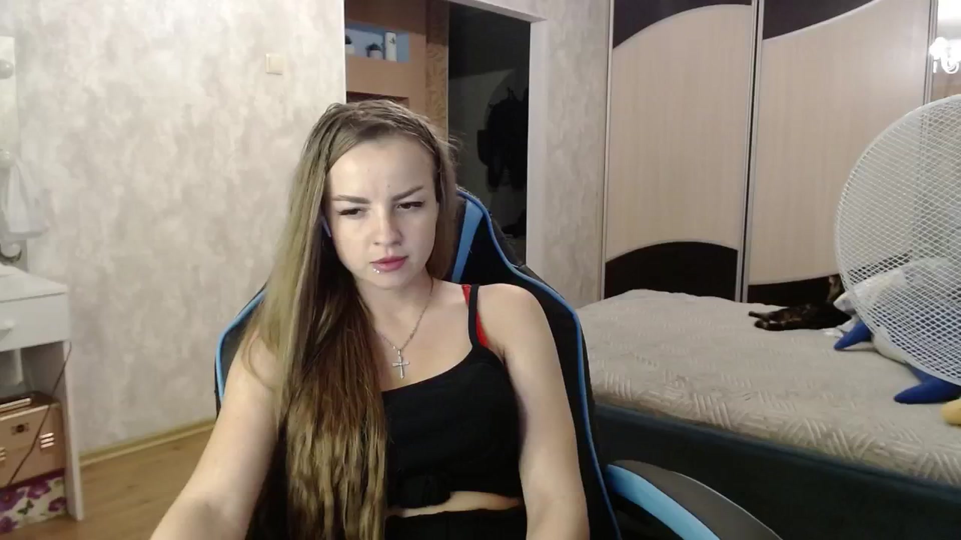 Gallery image thumbnail from Lio_noy's myfreecams stream on, 06/26/2024, 24:03 image 14 of 20