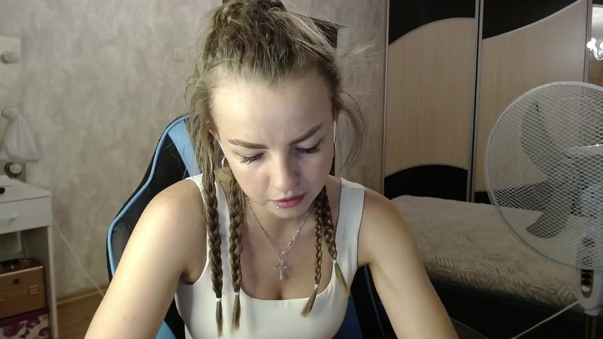 Gallery image thumbnail from Lio_noy's myfreecams stream on, 06/29/2024, 22:20 image 20 of 20