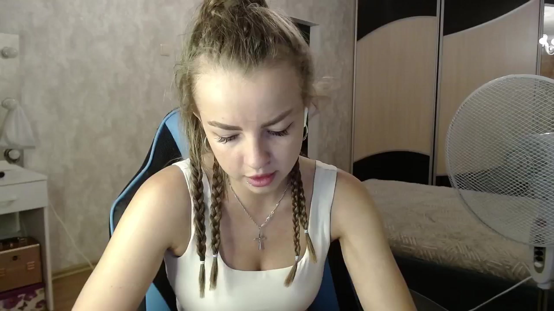 Gallery image thumbnail from Lio_noy's myfreecams stream on, 06/29/2024, 22:20 image 10 of 20
