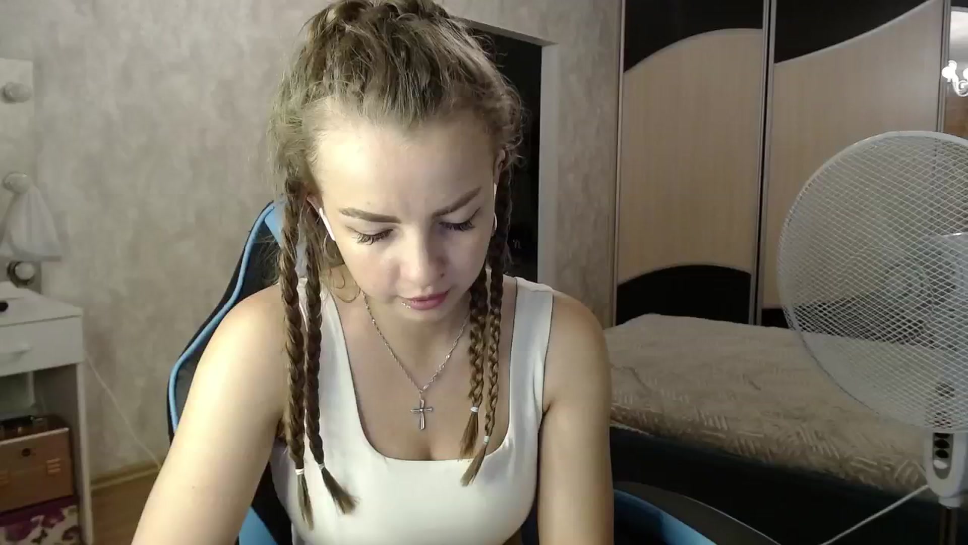 Gallery image thumbnail from Lio_noy's myfreecams stream on, 06/29/2024, 22:42 image 8 of 20