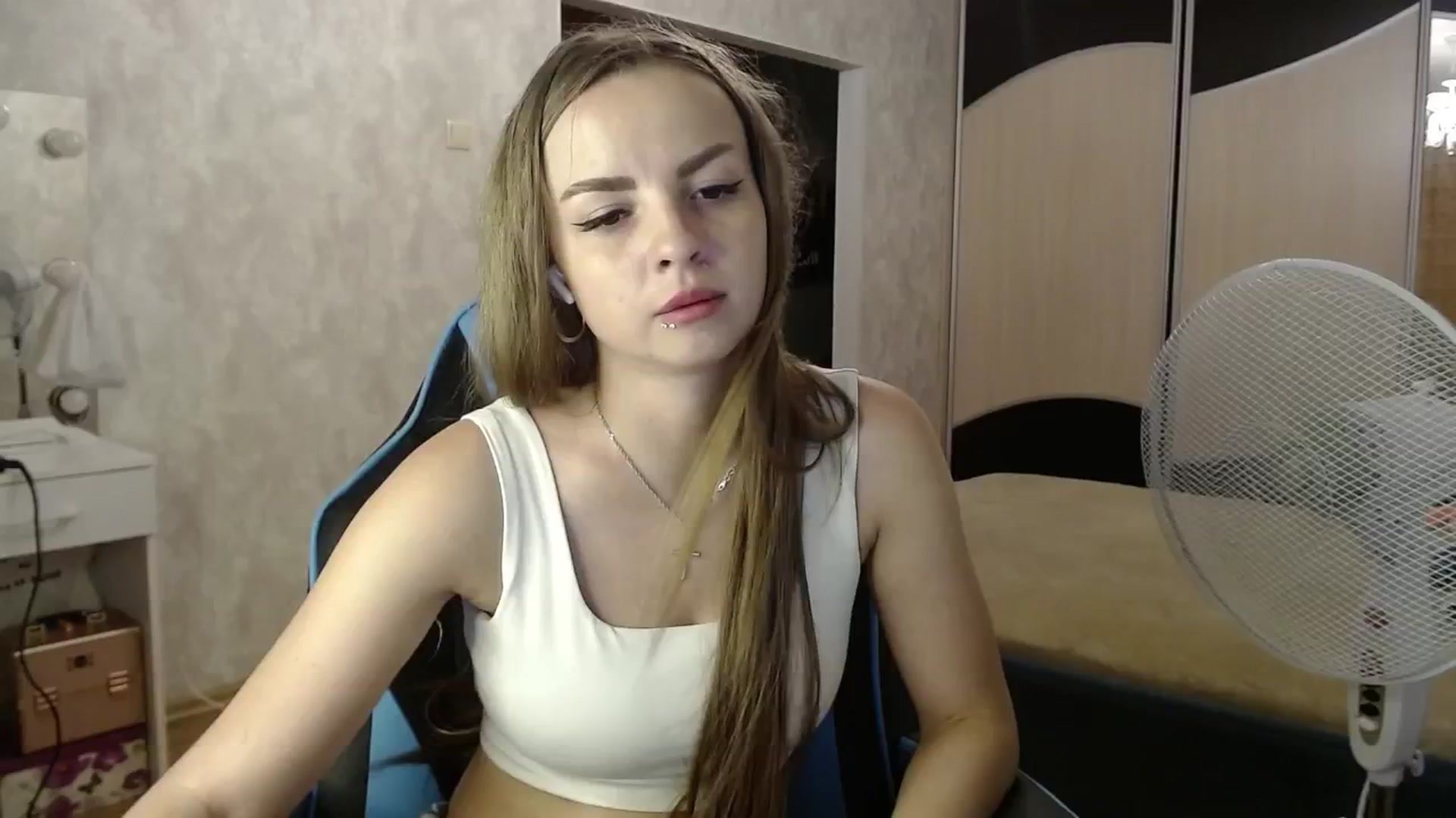 Gallery image thumbnail from Lio_noy's myfreecams stream on, 07/01/2024, 23:59 image 20 of 20