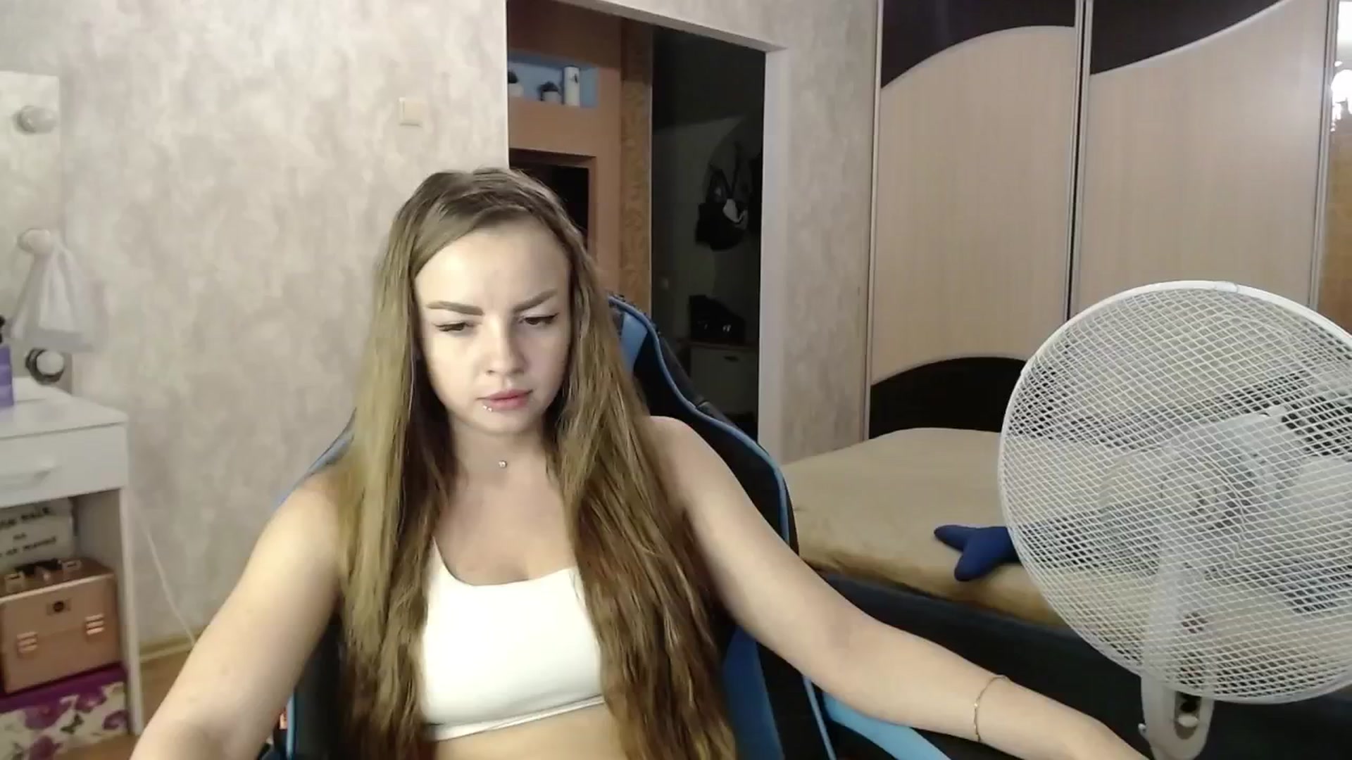 Gallery image thumbnail from Lio_noy's myfreecams stream on, 07/07/2024, 23:08 image 10 of 20