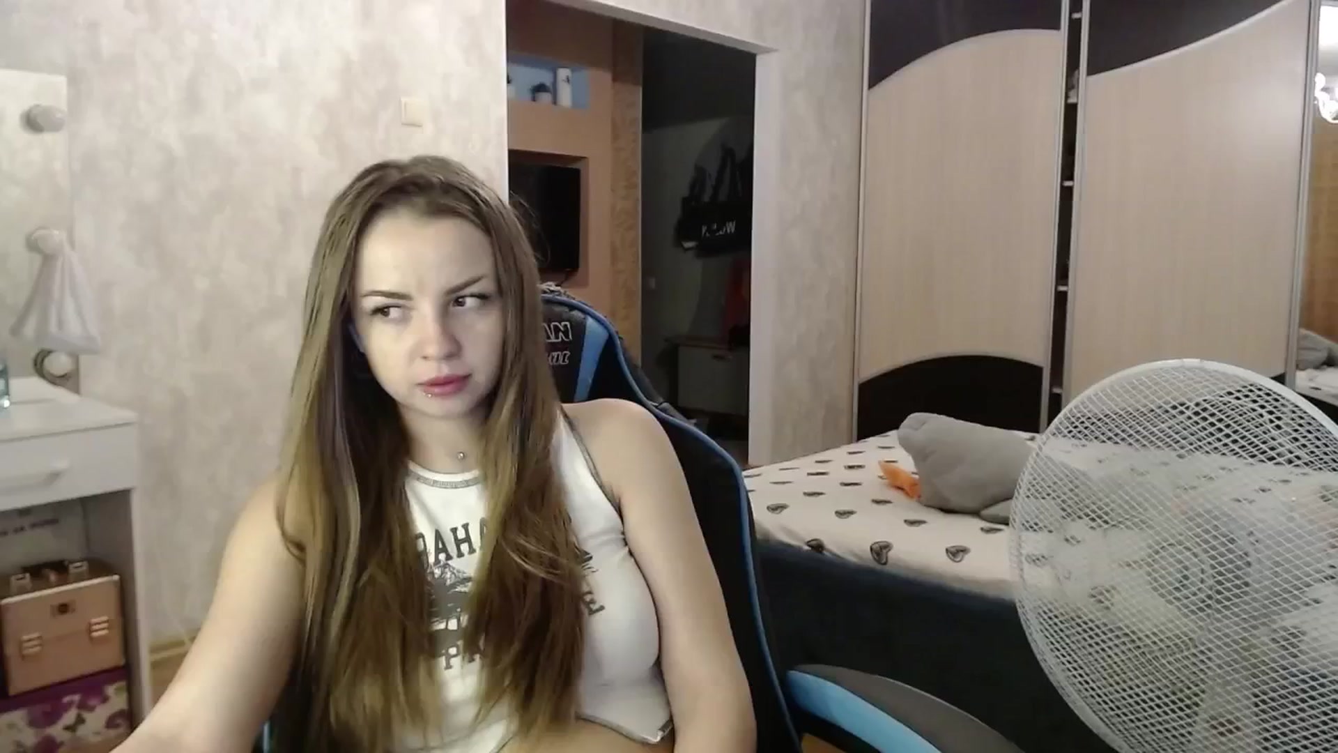 Gallery image thumbnail from Lio_noy's myfreecams stream on, 07/24/2024, 22:24 image 16 of 20