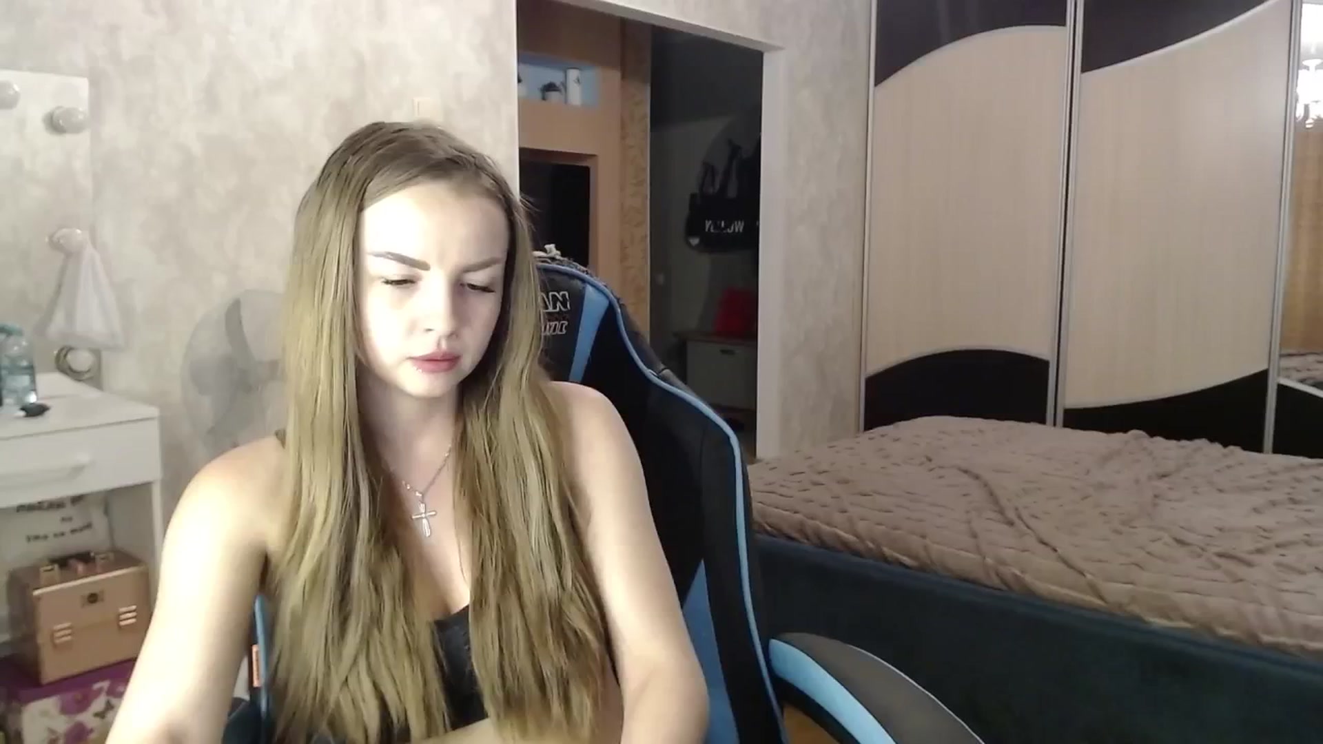 Gallery image thumbnail from Lio_noy's myfreecams stream on, 07/30/2024, 23:47 image 6 of 20