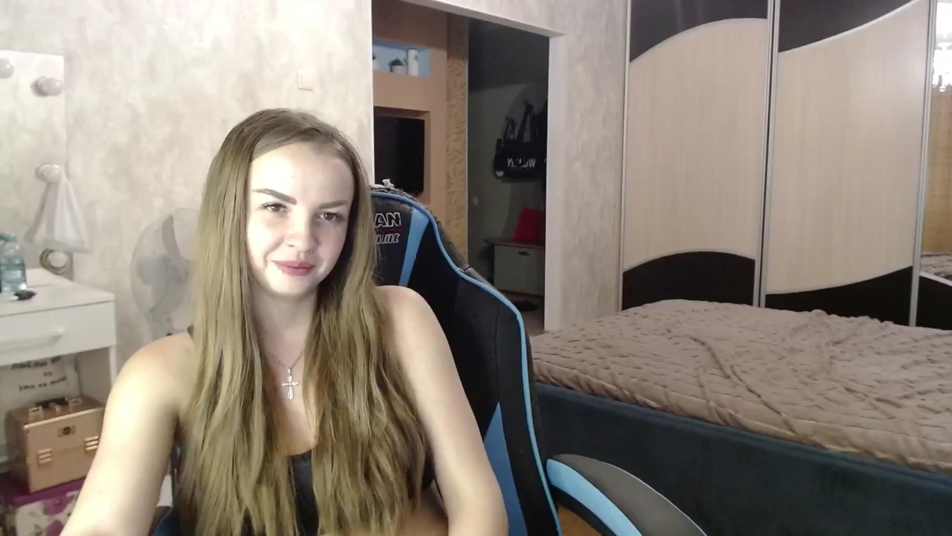 Gallery image thumbnail from Lio_noy's myfreecams stream on, 07/30/2024, 23:47 image 14 of 20