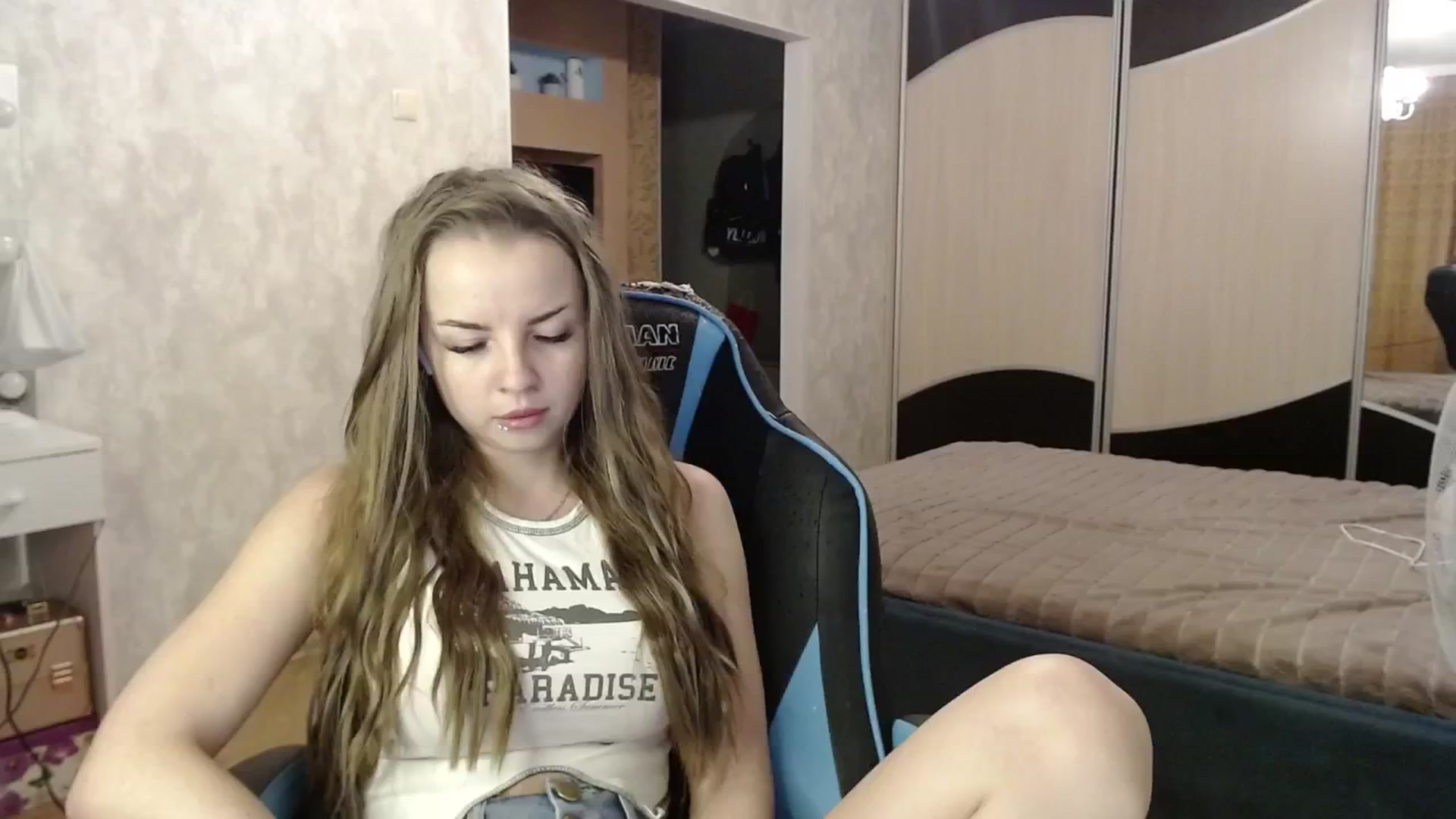 Gallery image thumbnail from Lio_noy's myfreecams stream on, 08/04/2024, 23:16 image 1 of 20