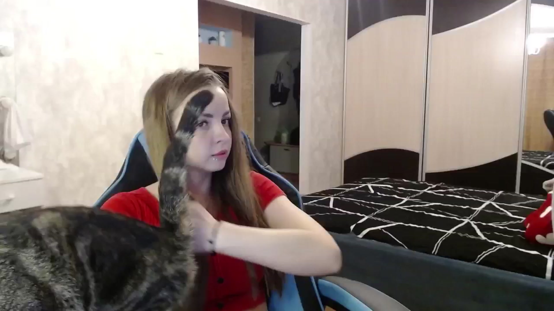 Gallery image thumbnail from Lio_noy's myfreecams stream on, 08/09/2024, 23:05 image 2 of 20
