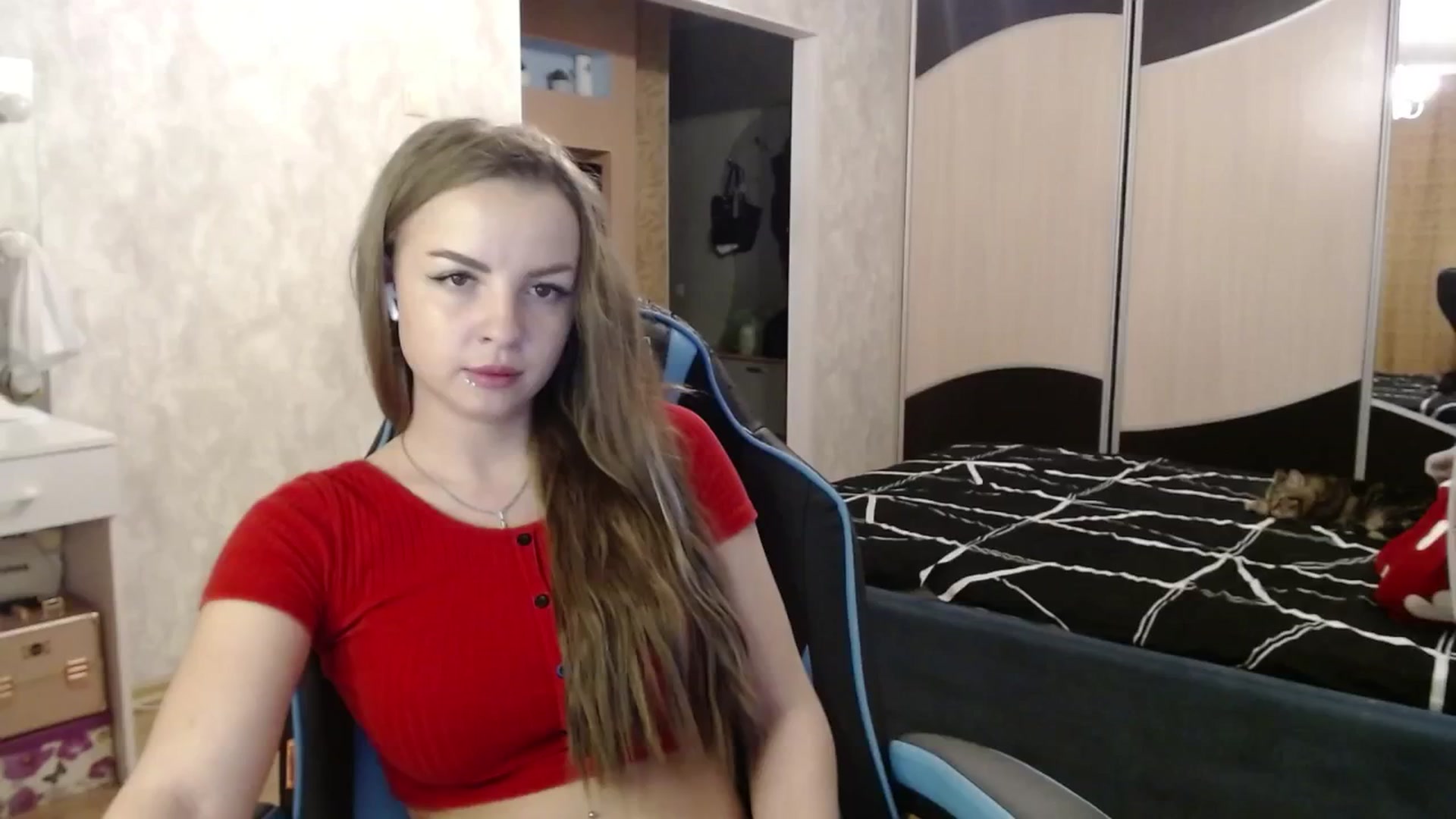 Gallery image thumbnail from Lio_noy's myfreecams stream on, 08/10/2024, 24:01 image 3 of 20