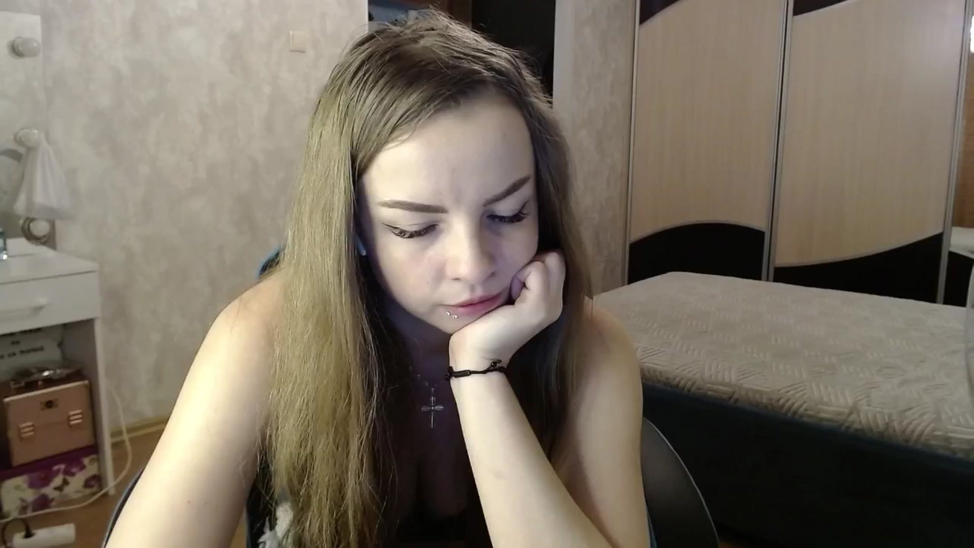 Gallery image thumbnail from Lio_noy's myfreecams stream on, 08/14/2024, 23:17 image 20 of 20