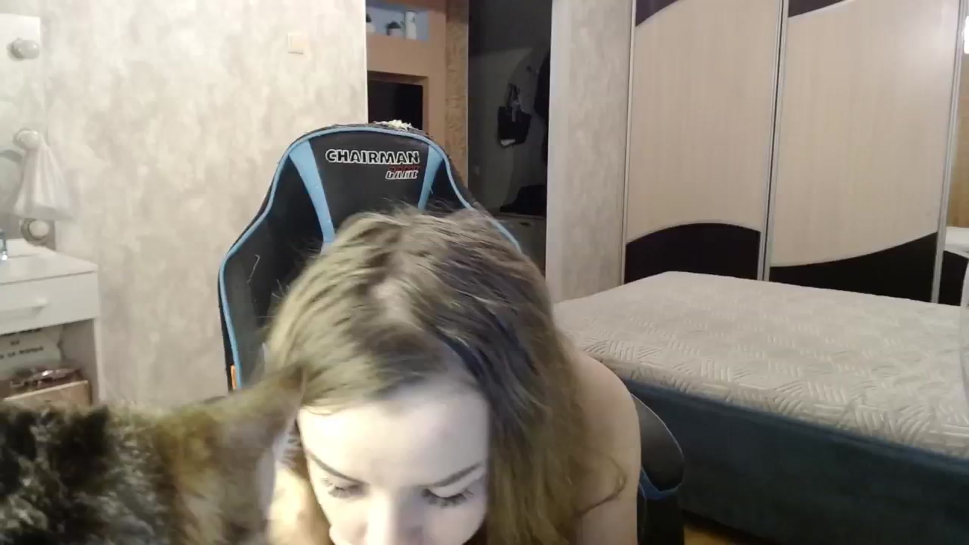 Gallery image thumbnail from Lio_noy's myfreecams stream on, 08/14/2024, 23:17 image 18 of 20