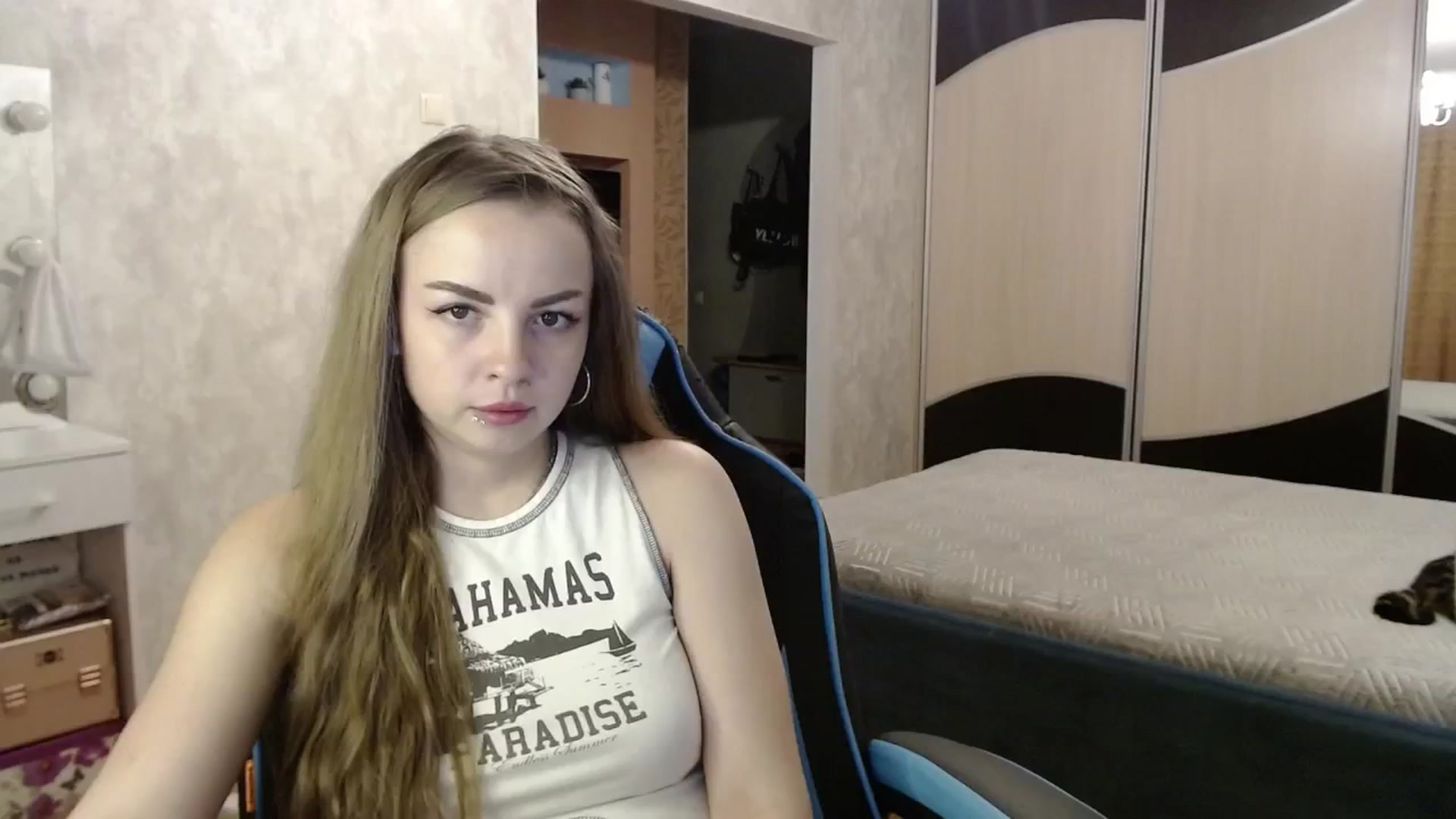 Gallery image thumbnail from Lio_noy's myfreecams stream on, 08/18/2024, 23:07 image 13 of 20