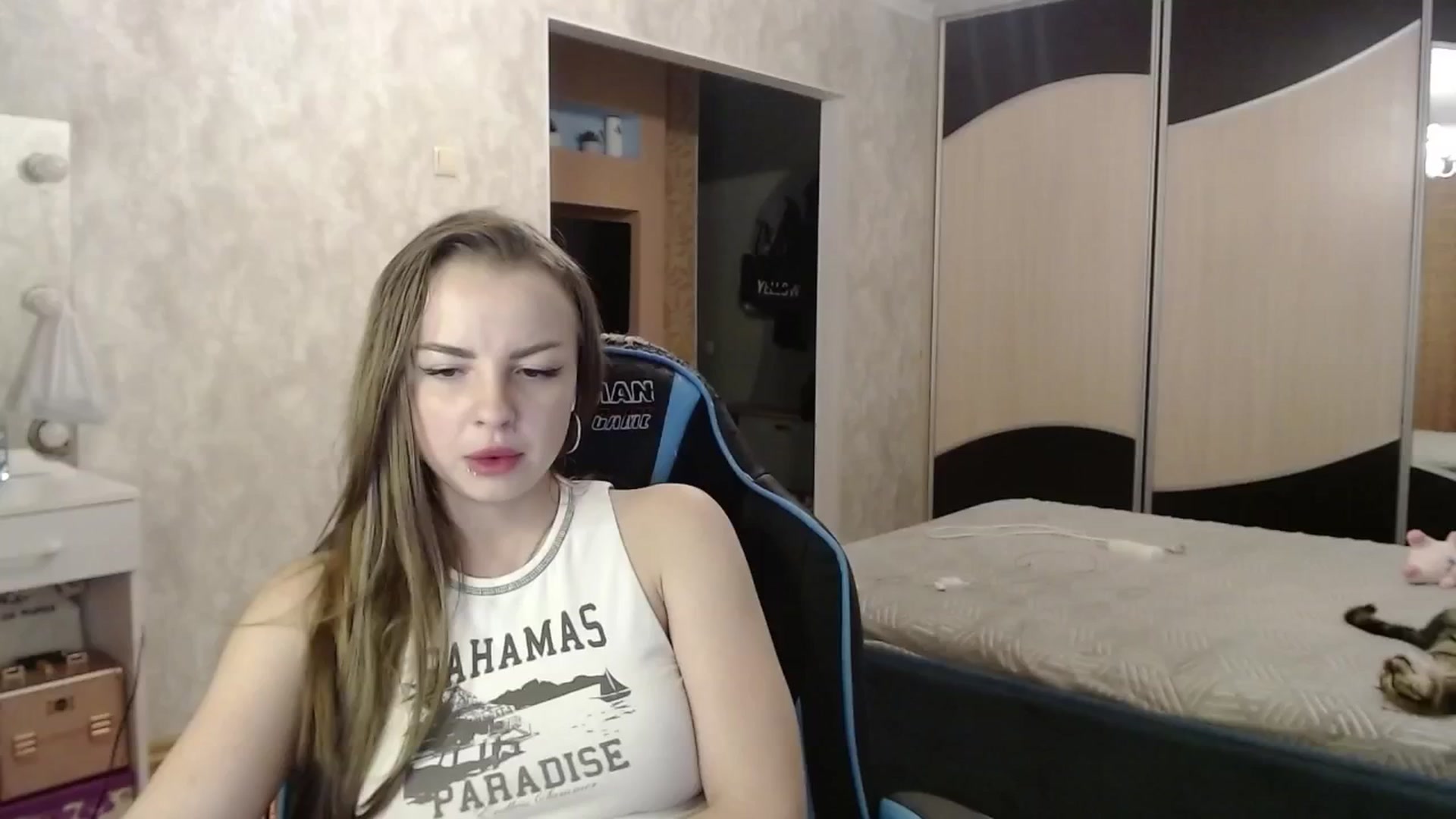 Gallery image thumbnail from Lio_noy's myfreecams stream on, 08/27/2024, 22:27 image 14 of 20