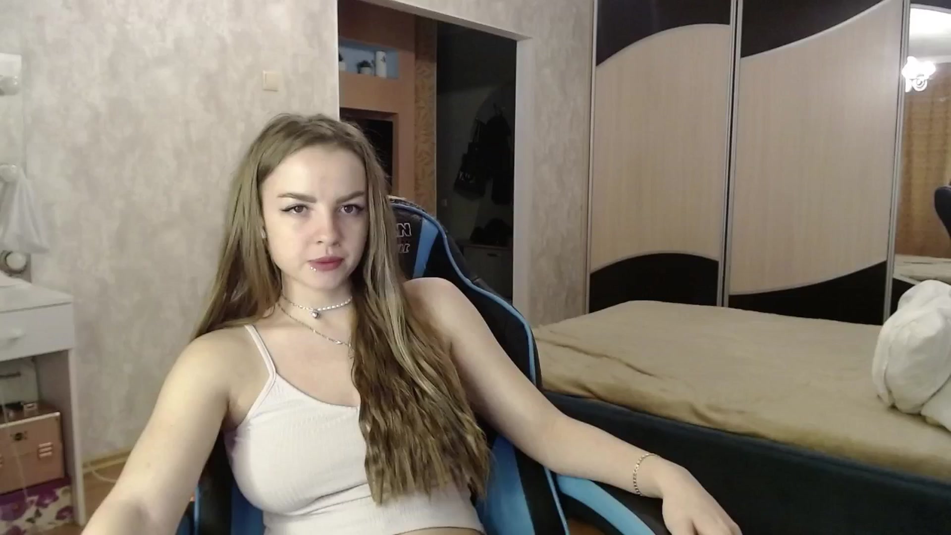 Gallery image thumbnail from Lio_noy's myfreecams stream on, 09/09/2024, 20:51 image 5 of 20
