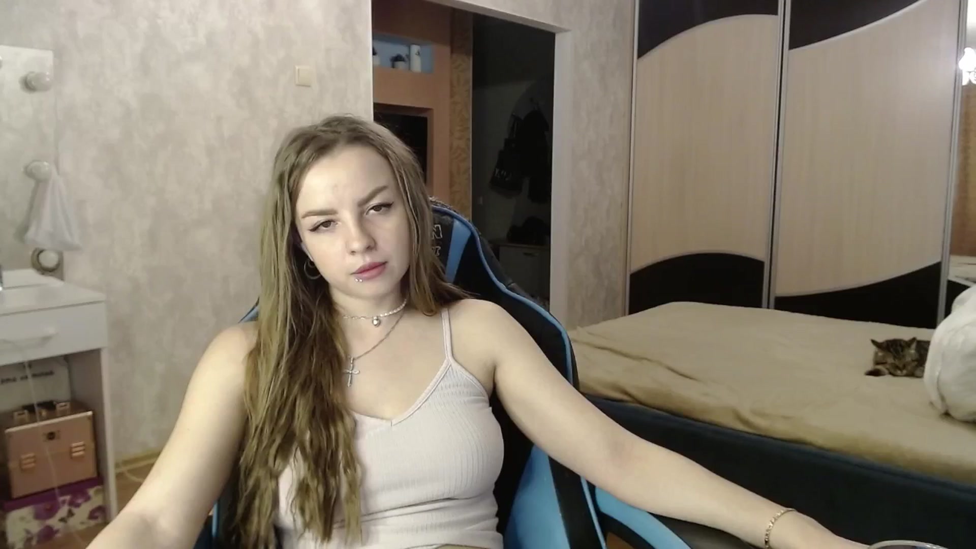 Gallery image thumbnail from Lio_noy's myfreecams stream on, 09/09/2024, 21:46 image 12 of 20