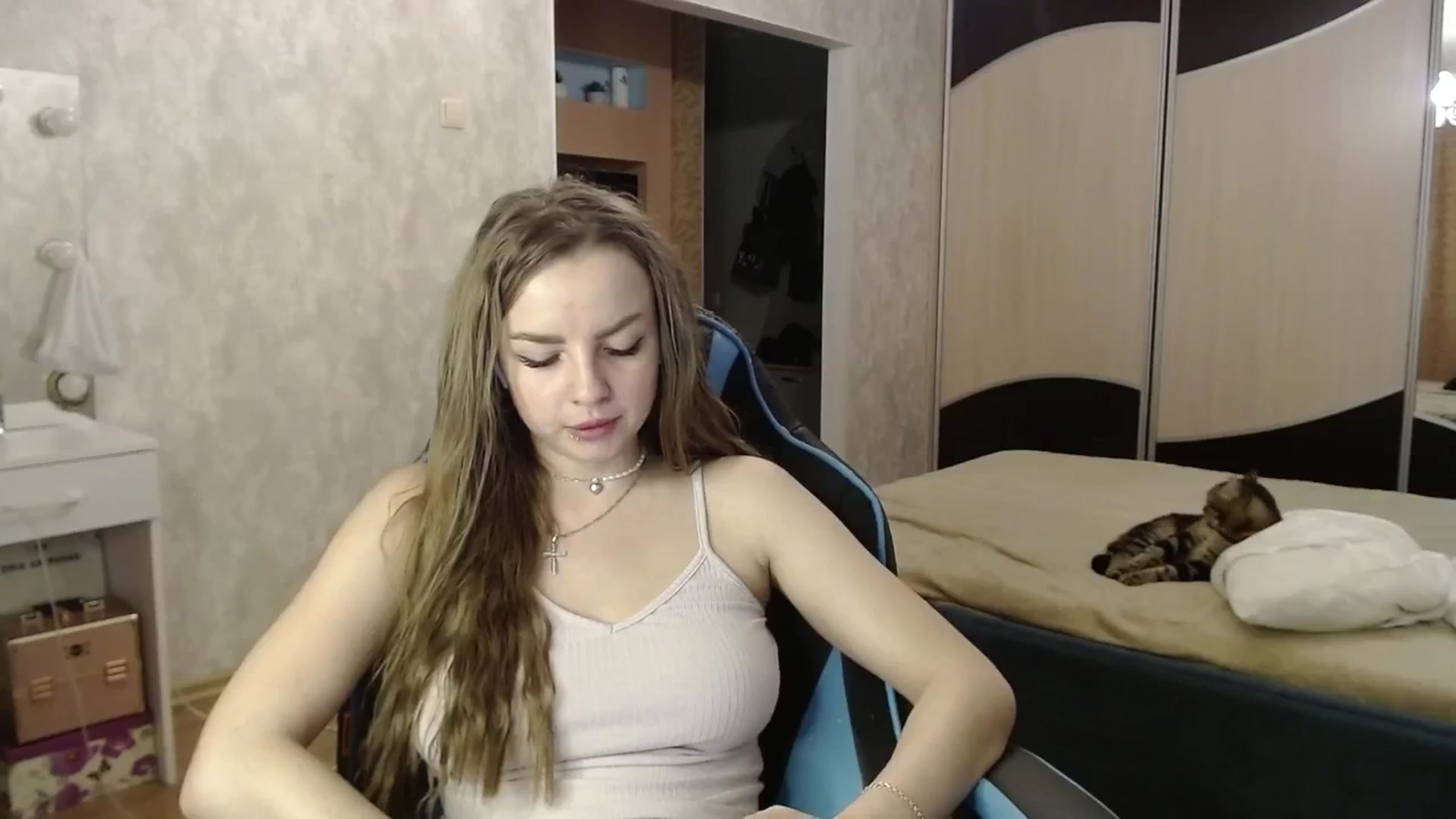 Gallery image thumbnail from Lio_noy's myfreecams stream on, 09/09/2024, 21:46 image 18 of 20