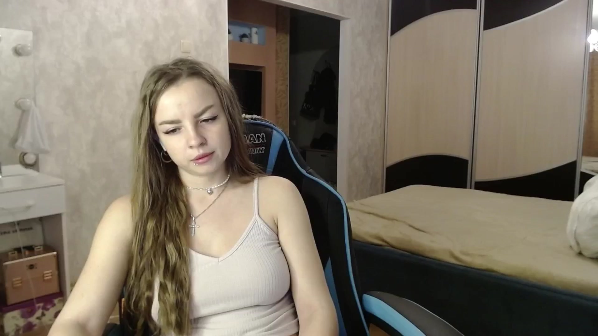 Gallery image thumbnail from Lio_noy's myfreecams stream on, 09/09/2024, 21:46 image 2 of 20
