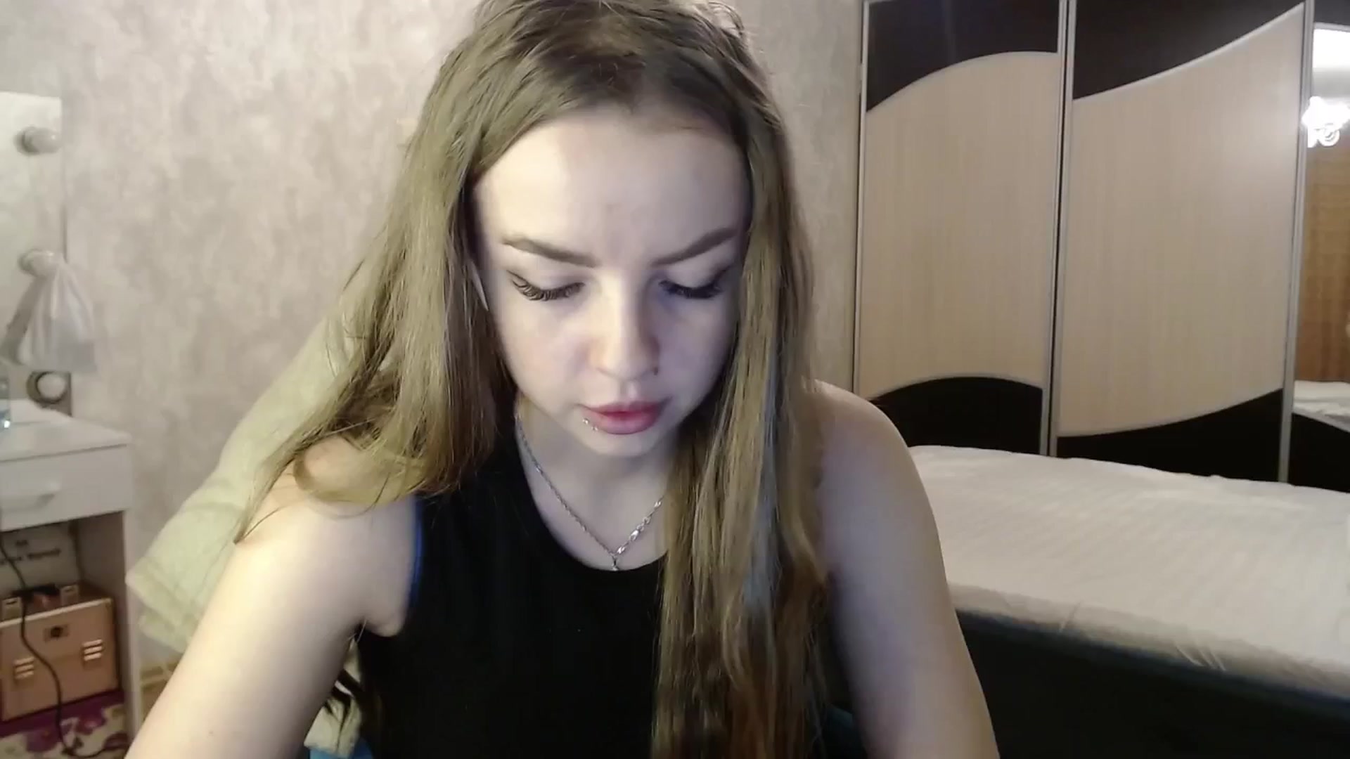 Gallery image thumbnail from Lio_noy's myfreecams stream on, 09/12/2024, 23:34 image 15 of 20