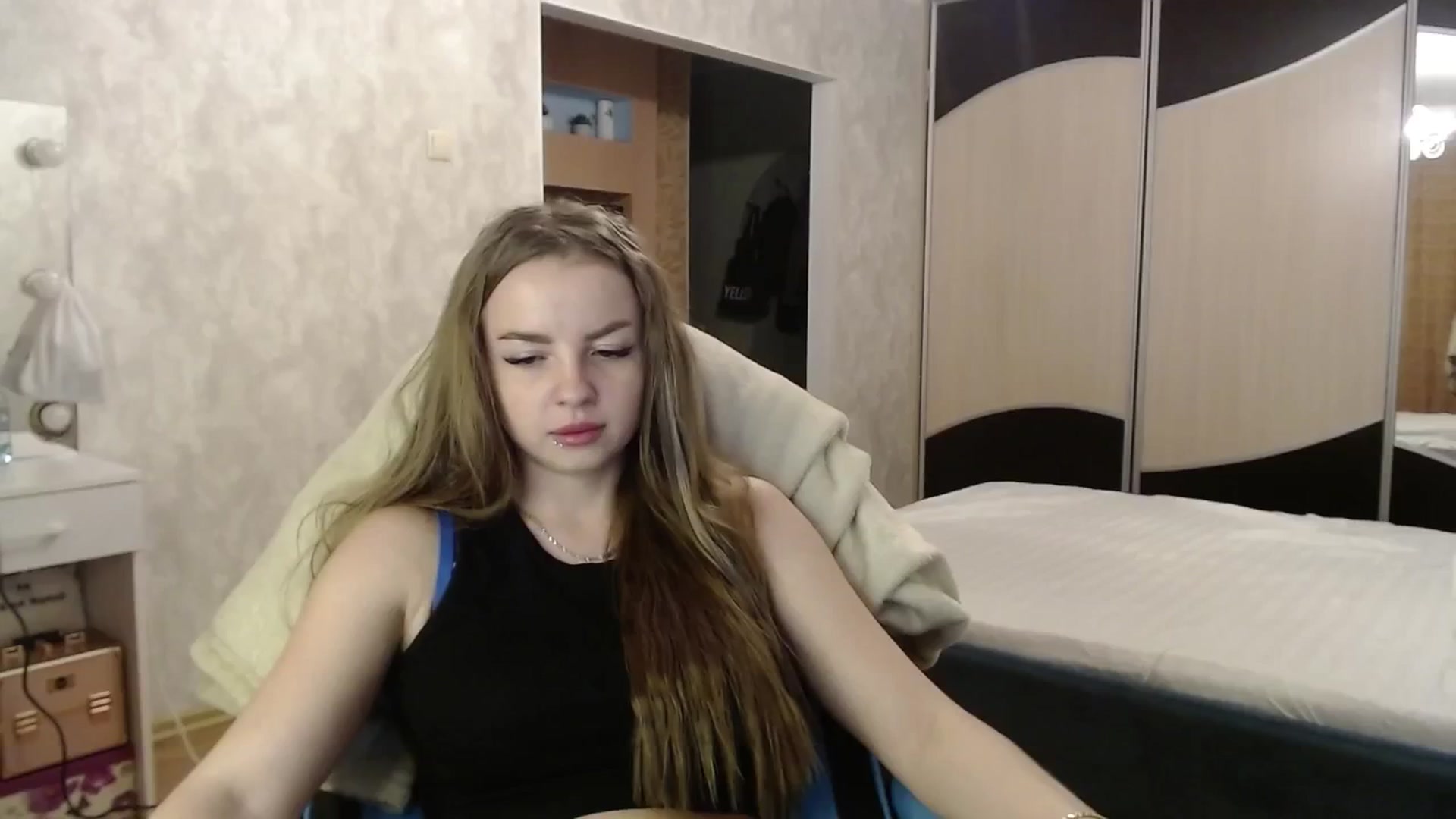 Gallery image thumbnail from Lio_noy's myfreecams stream on, 09/12/2024, 23:34 image 13 of 20