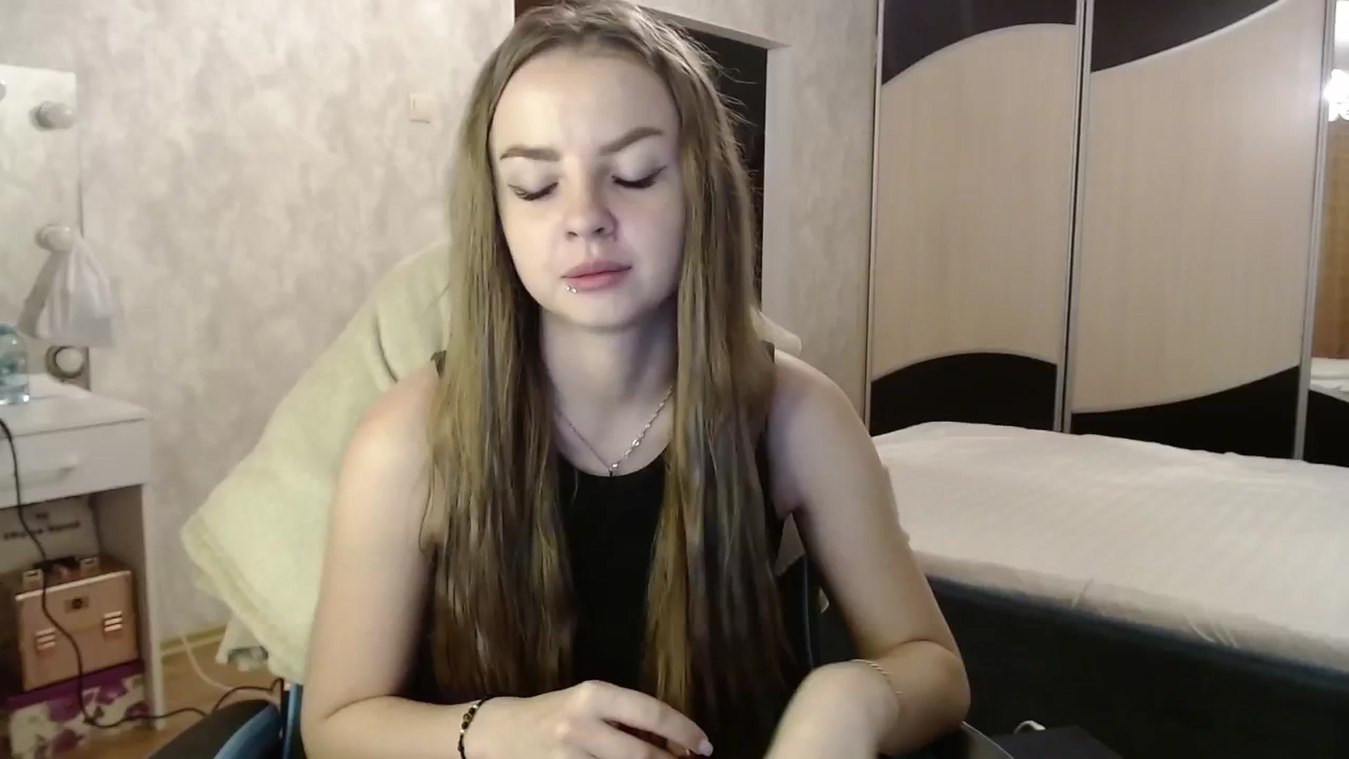 Gallery image thumbnail from Lio_noy's myfreecams stream on, 09/13/2024, 24:03 image 3 of 20