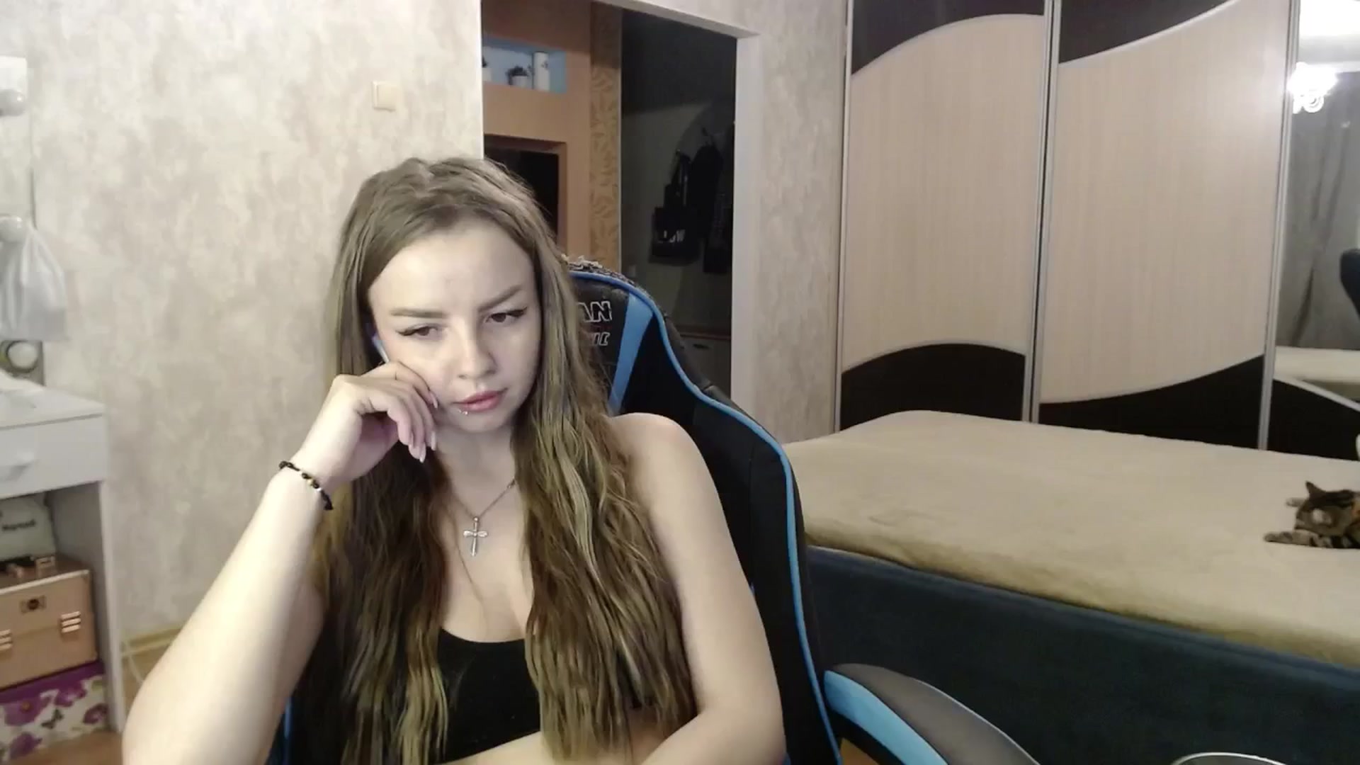 Gallery image thumbnail from Lio_noy's myfreecams stream on, 09/14/2024, 23:06 image 3 of 20