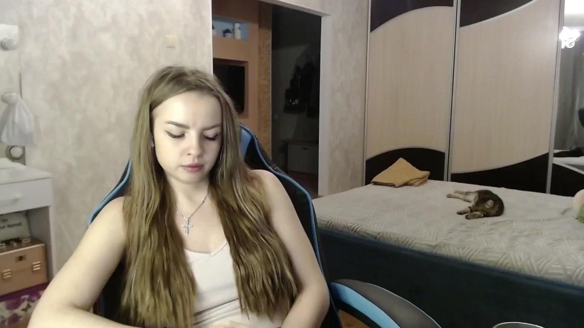 Gallery image thumbnail from Lio_noy's myfreecams stream on, 09/15/2024, 23:38 image 8 of 20