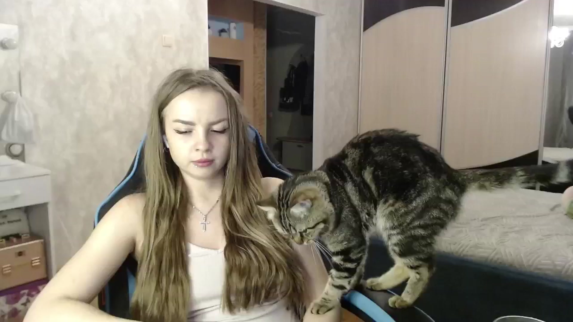 Gallery image thumbnail from Lio_noy's myfreecams stream on, 09/15/2024, 23:38 image 9 of 20