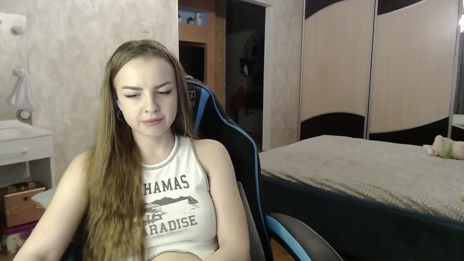 Gallery image thumbnail from Lio_noy's myfreecams stream on, 09/23/2024, 22:34 image 7 of 20