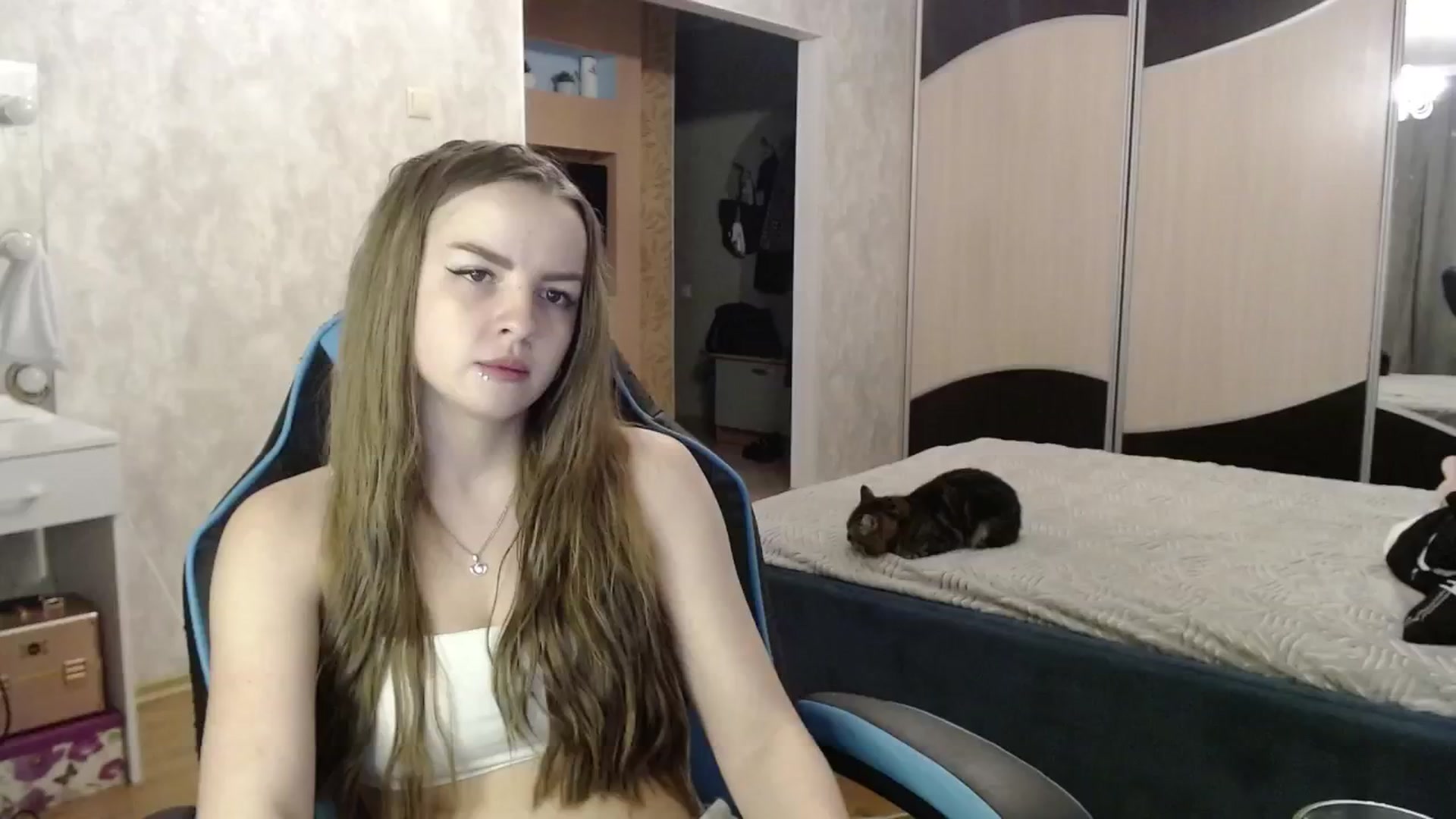 Gallery image thumbnail from Lio_noy's myfreecams stream on, 09/24/2024, 23:40 image 5 of 20