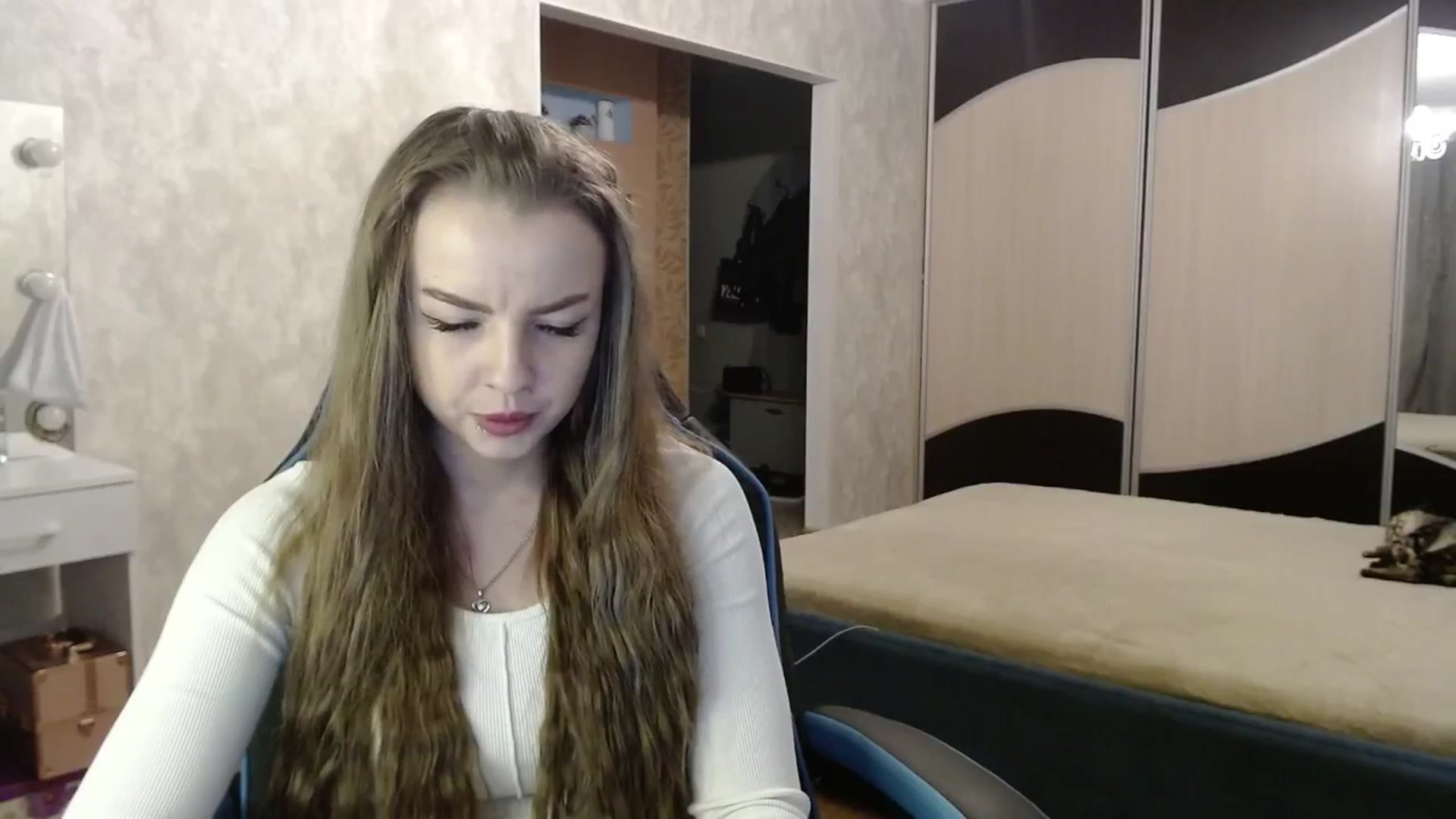 Gallery image thumbnail from Lio_noy's myfreecams stream on, 09/29/2024, 23:36 image 19 of 20