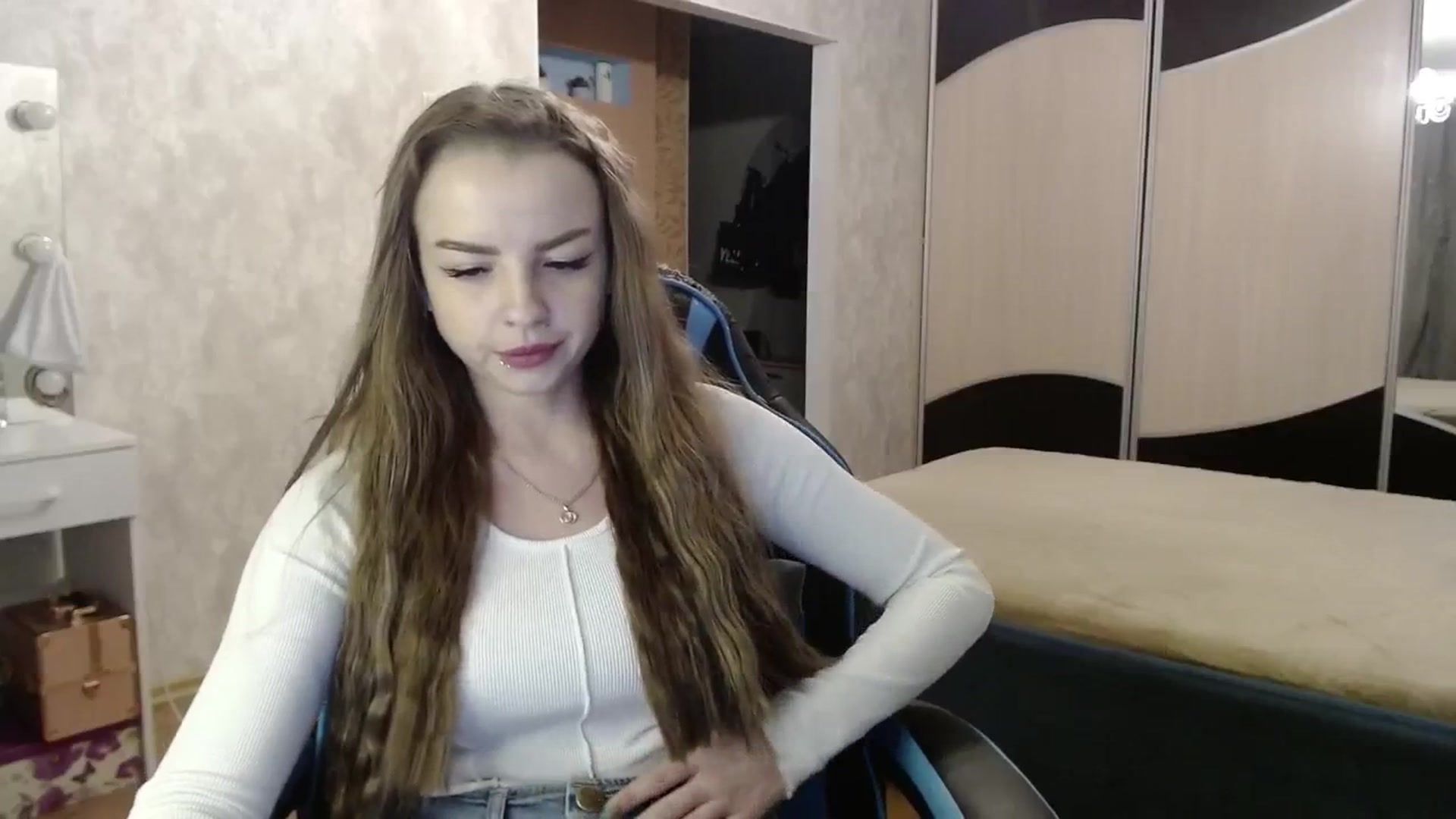 Gallery image thumbnail from Lio_noy's myfreecams stream on, 09/29/2024, 23:36 image 9 of 20