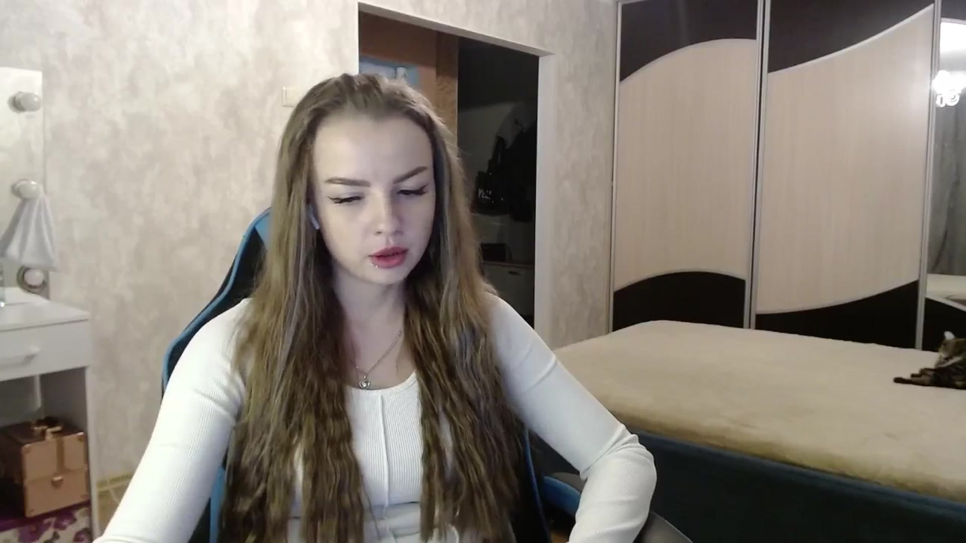 Gallery image thumbnail from Lio_noy's myfreecams stream on, 09/29/2024, 23:36 image 18 of 20